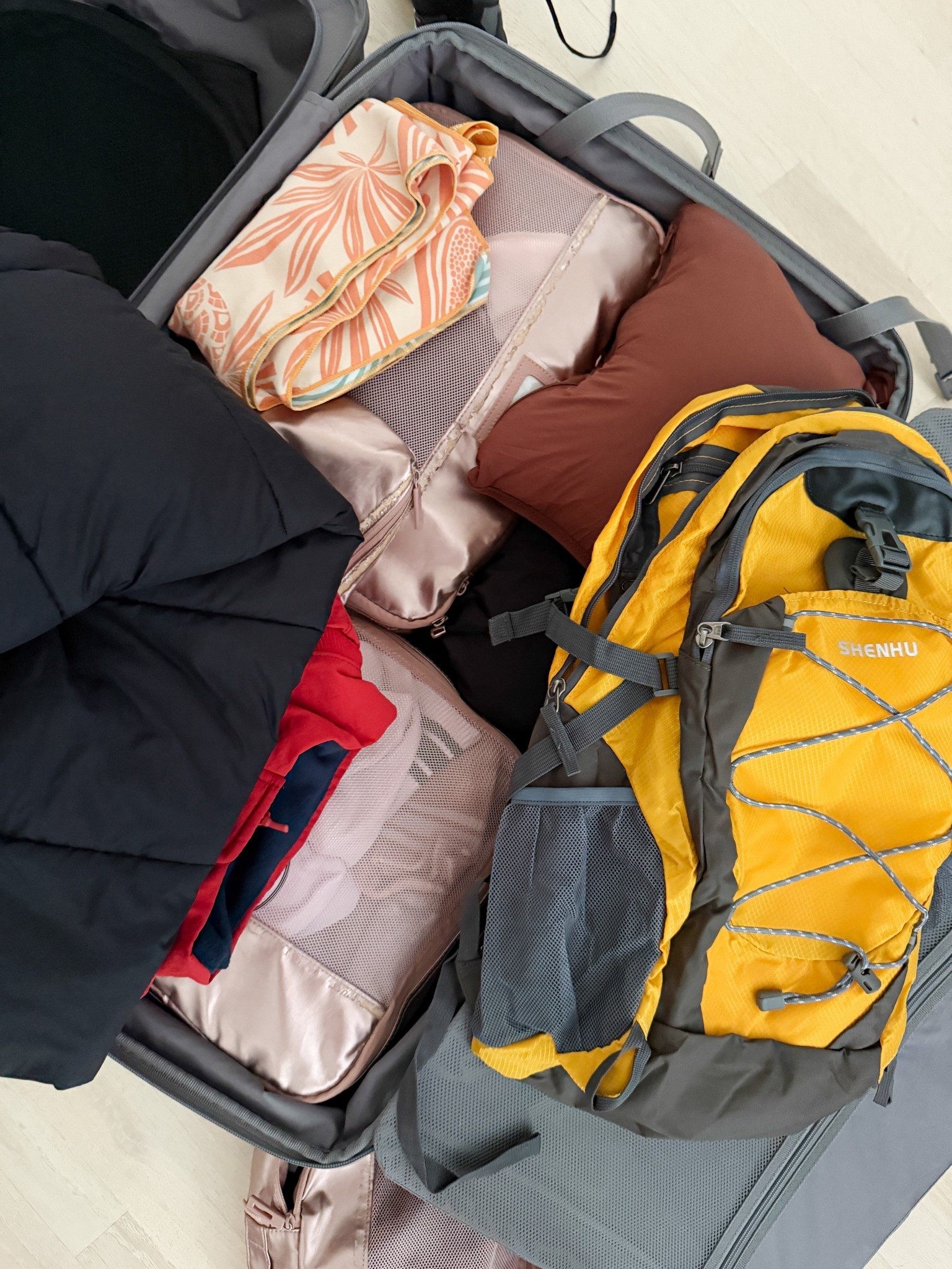 Iceland Summer Packing list!