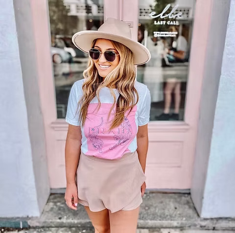 Pretty in Pink T-shirt (Vintage Feel) | Sassy Queen