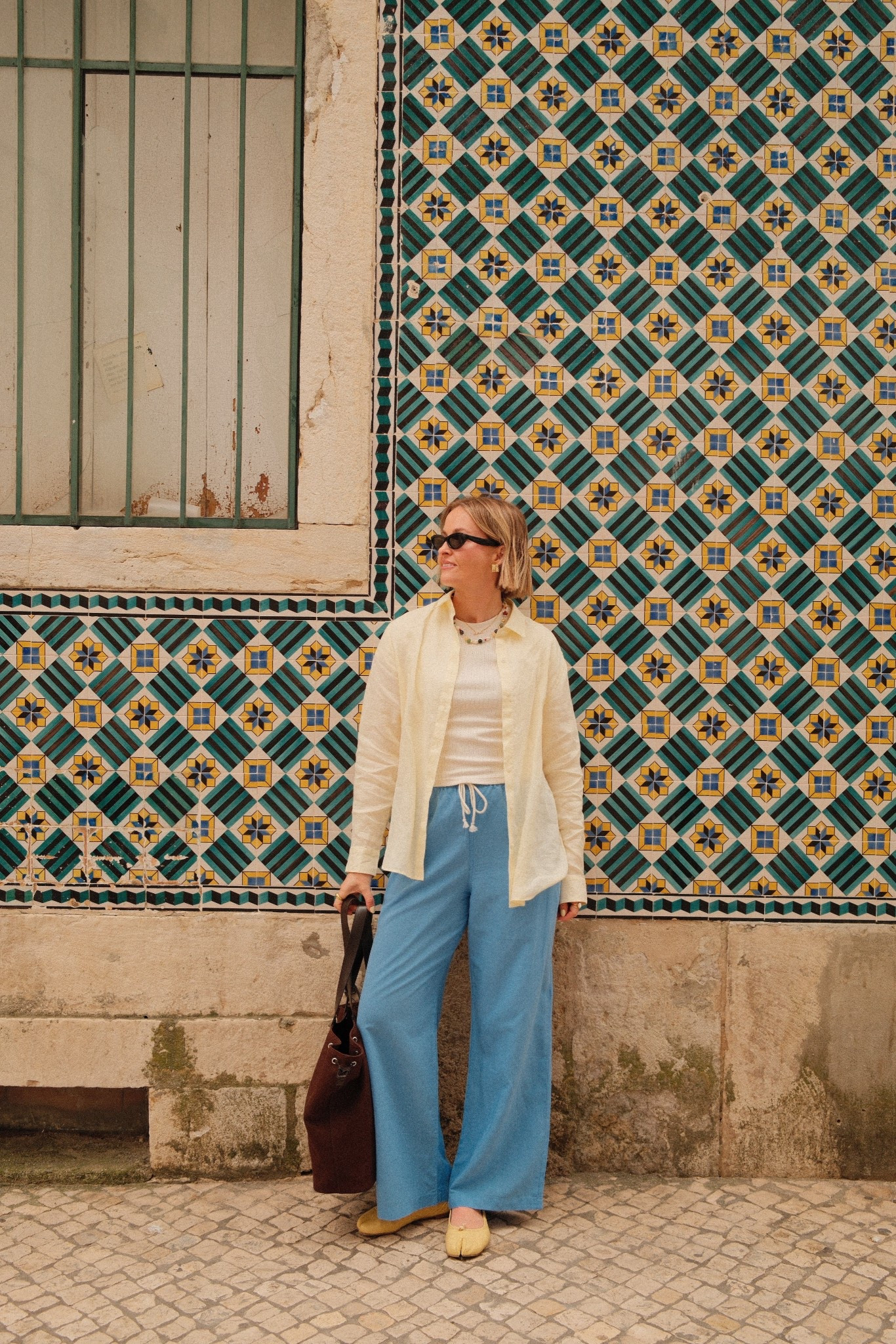 Uniqlo linen colourful outfit 

Shirt - L
Trousers - M
Tshirt - S

#LTKspring #LTKsummer #LTKuk