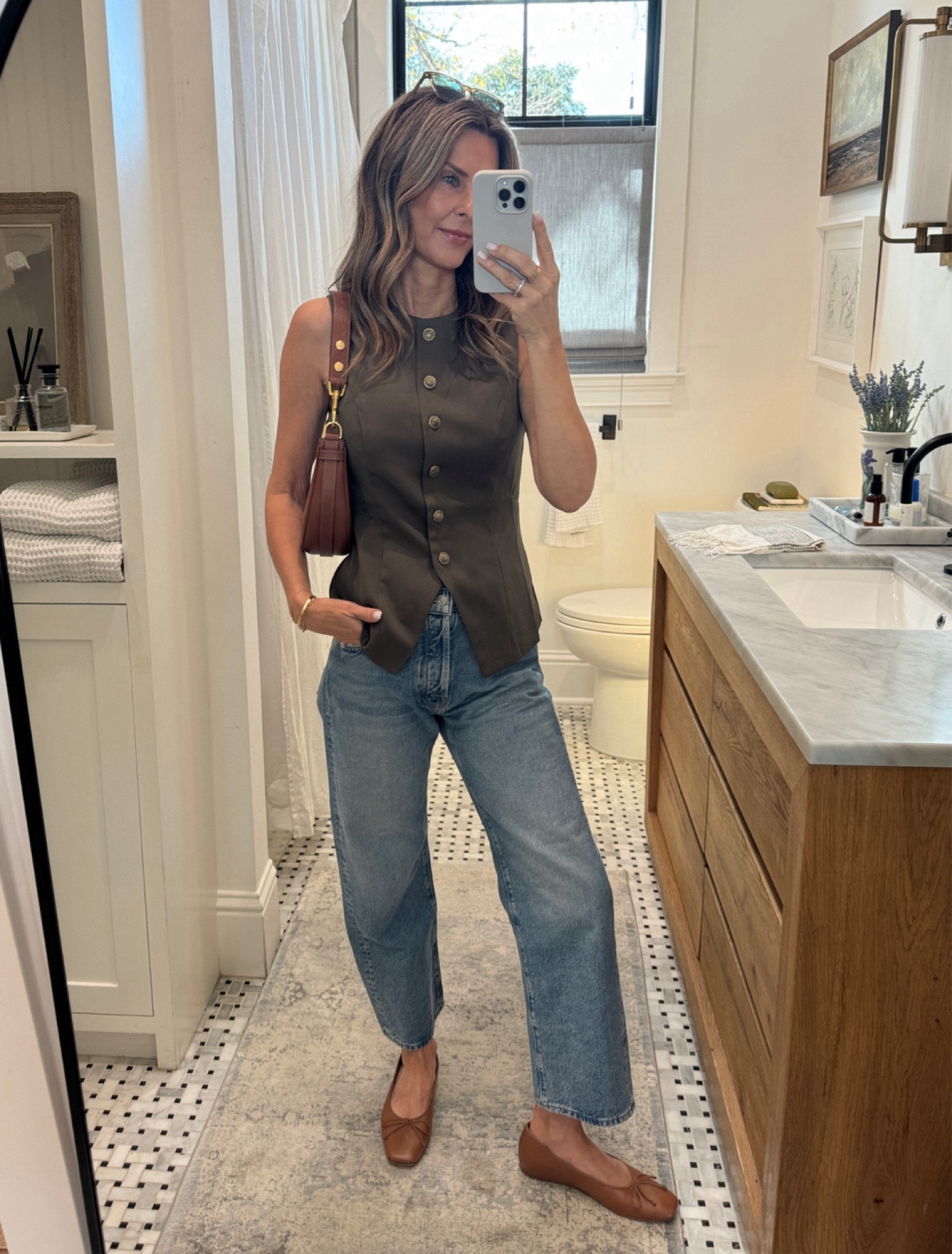 Vest SZ S, I’m a 34D
The buttons are so good!! Tie back to cinch. 

#LTKFindsUnder100 #LTKStyleTip #LTKOver40