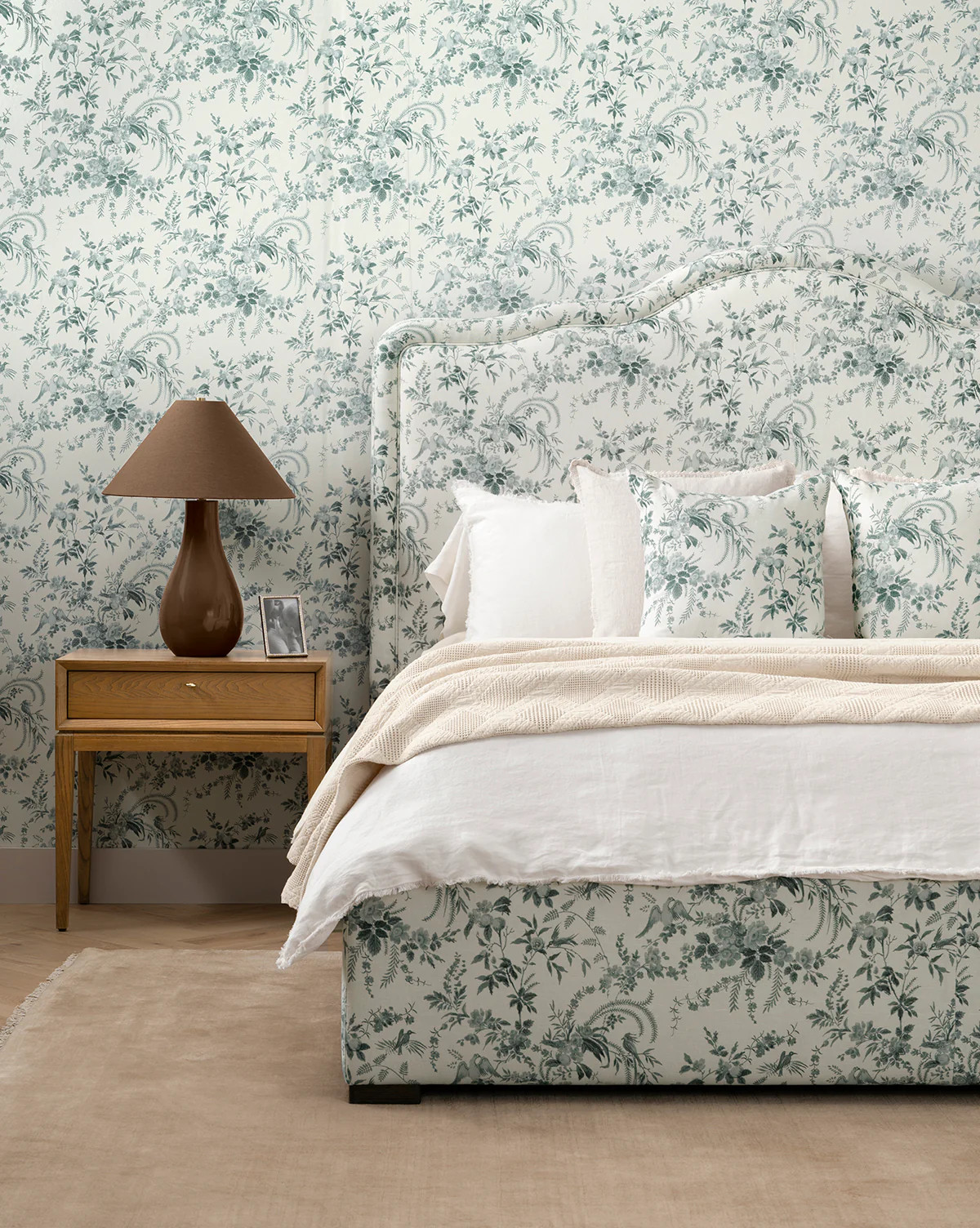 Mulholland Bed in Arboretum Floral | McGee & Co. (US)