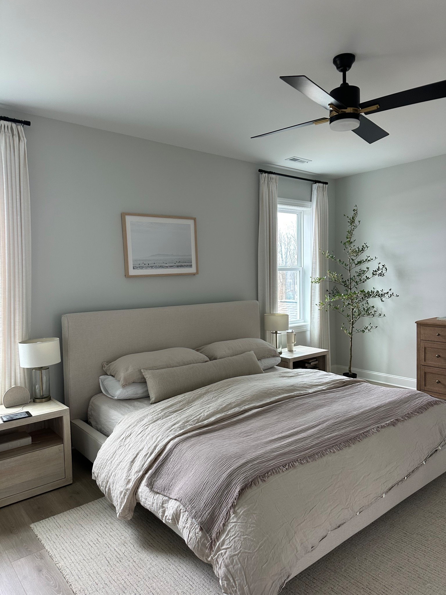 bedroom details 🤍 #bedroomstyling #parachutehome #customcurtains #bedroominspo

#LTKHome