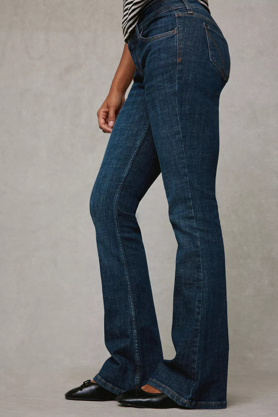 BDG Brooke Low-Rise Flare Jeans | Urban Outfitters (US and RoW)
