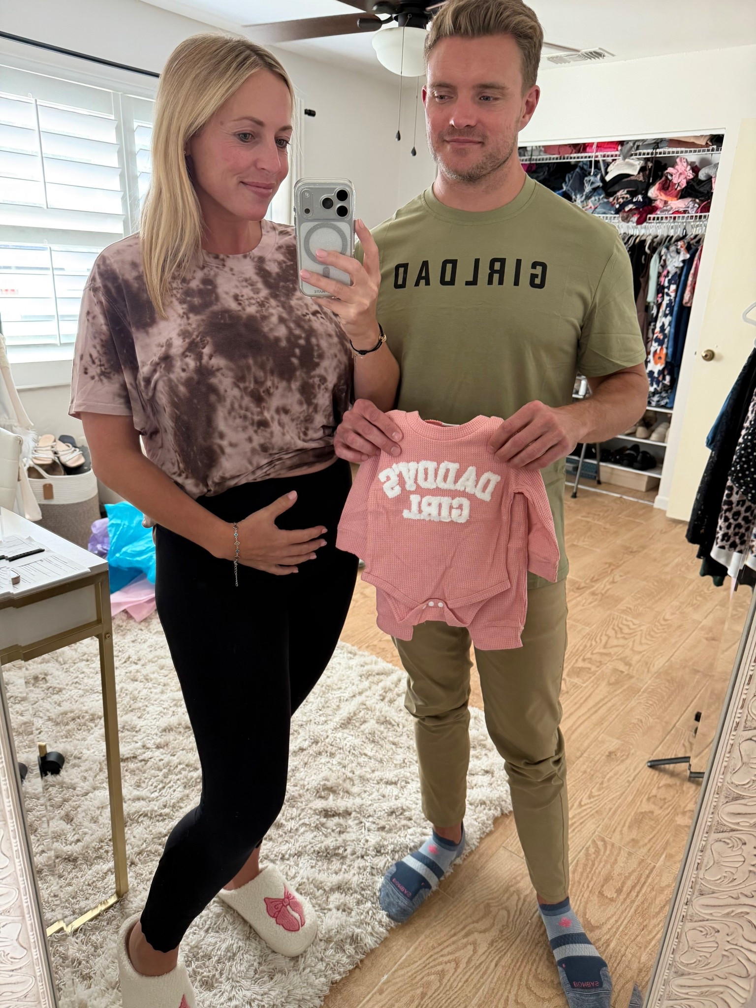 Gender reveal! 17 weeks pregnant with our baby girl 



#LTKdayinmylife #LTKBump #LTKBaby