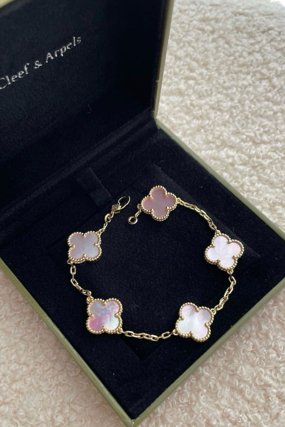 Bracelet ✨✨

#LTKgiftguide #LTKbeauty #LTKcanada