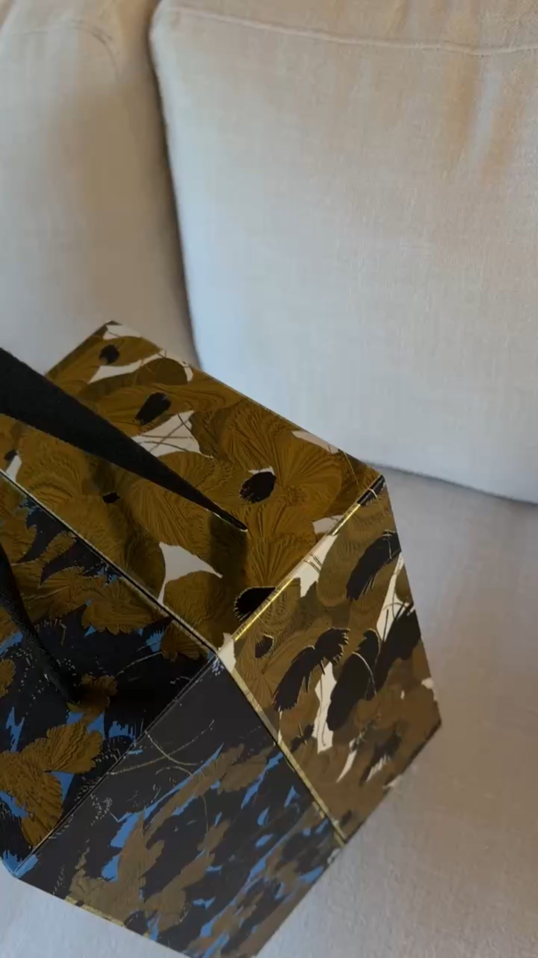 My favorite shampoo and conditioner! I love that it came in this cute display box, perfect for a gift✨
StylinByAylin, Aylin #beauty #giftgifting 

#LTKBeauty #LTKGiftGuide #LTKHoliday