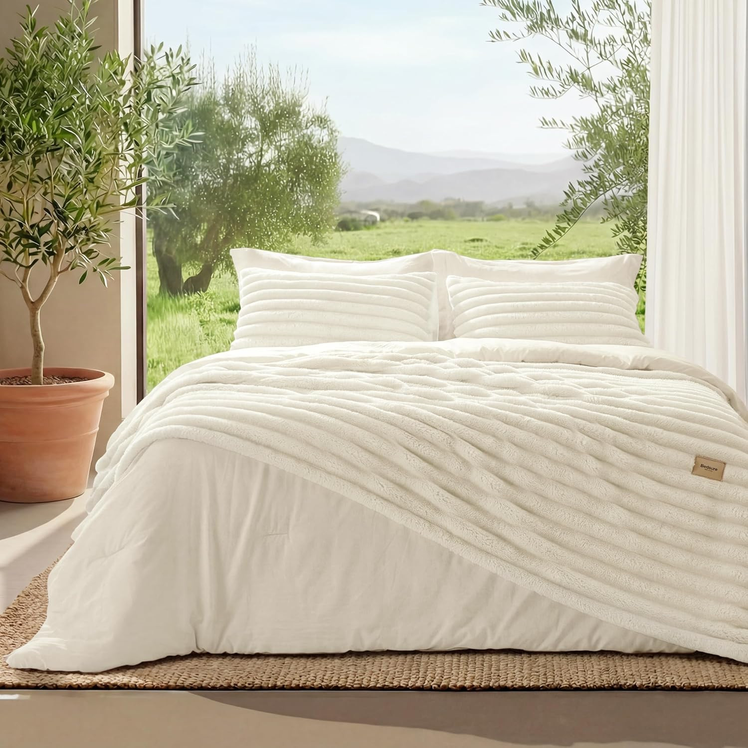 Bedsure 2-in-1 Comforter Set, Detachable Blanket, White Oversized King | Amazon (US)
