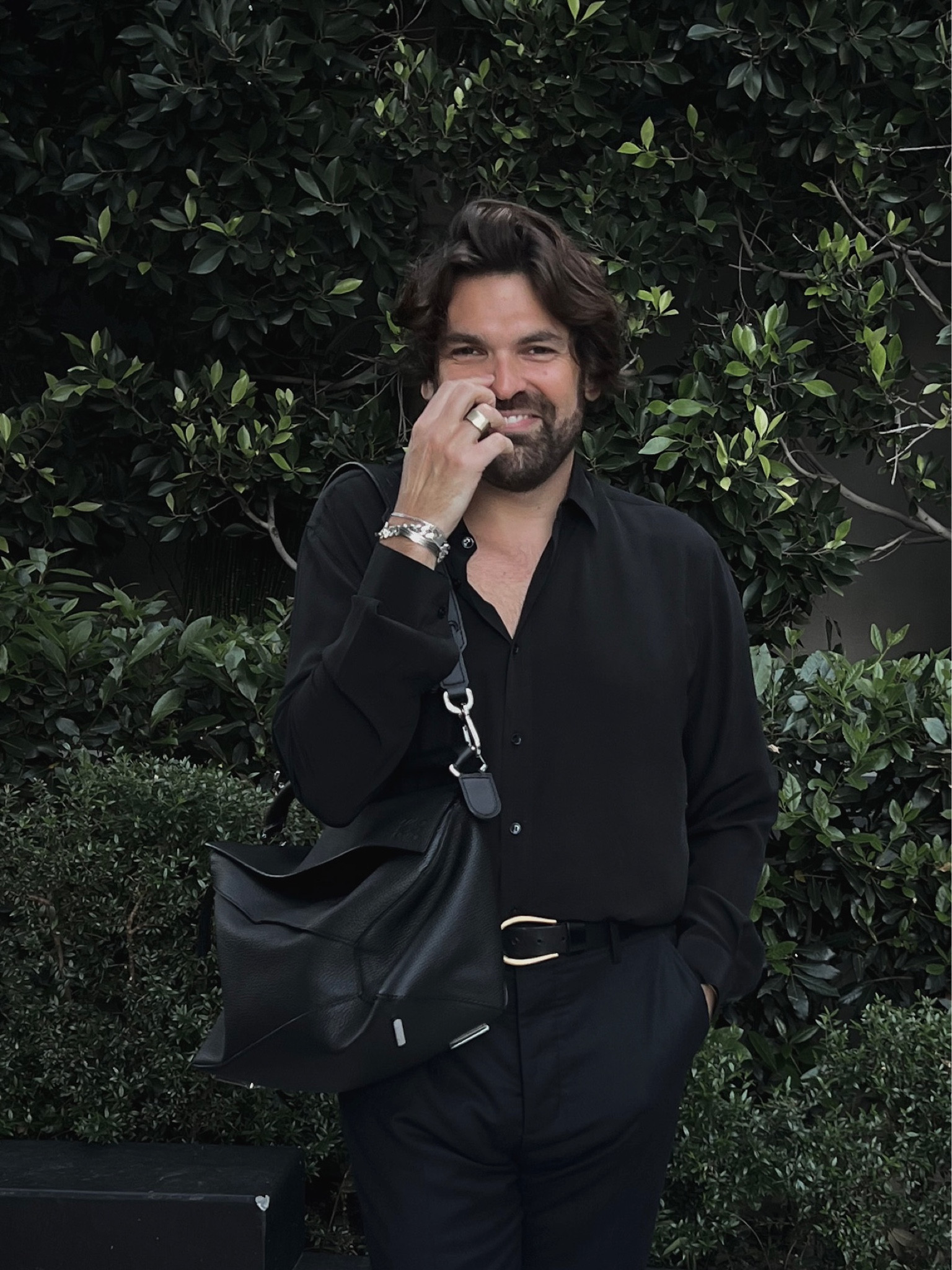 Men’s All Black Look | Large Loewe Puzzle Bag

#LTKmens #LTKitbag #LTKHoliday