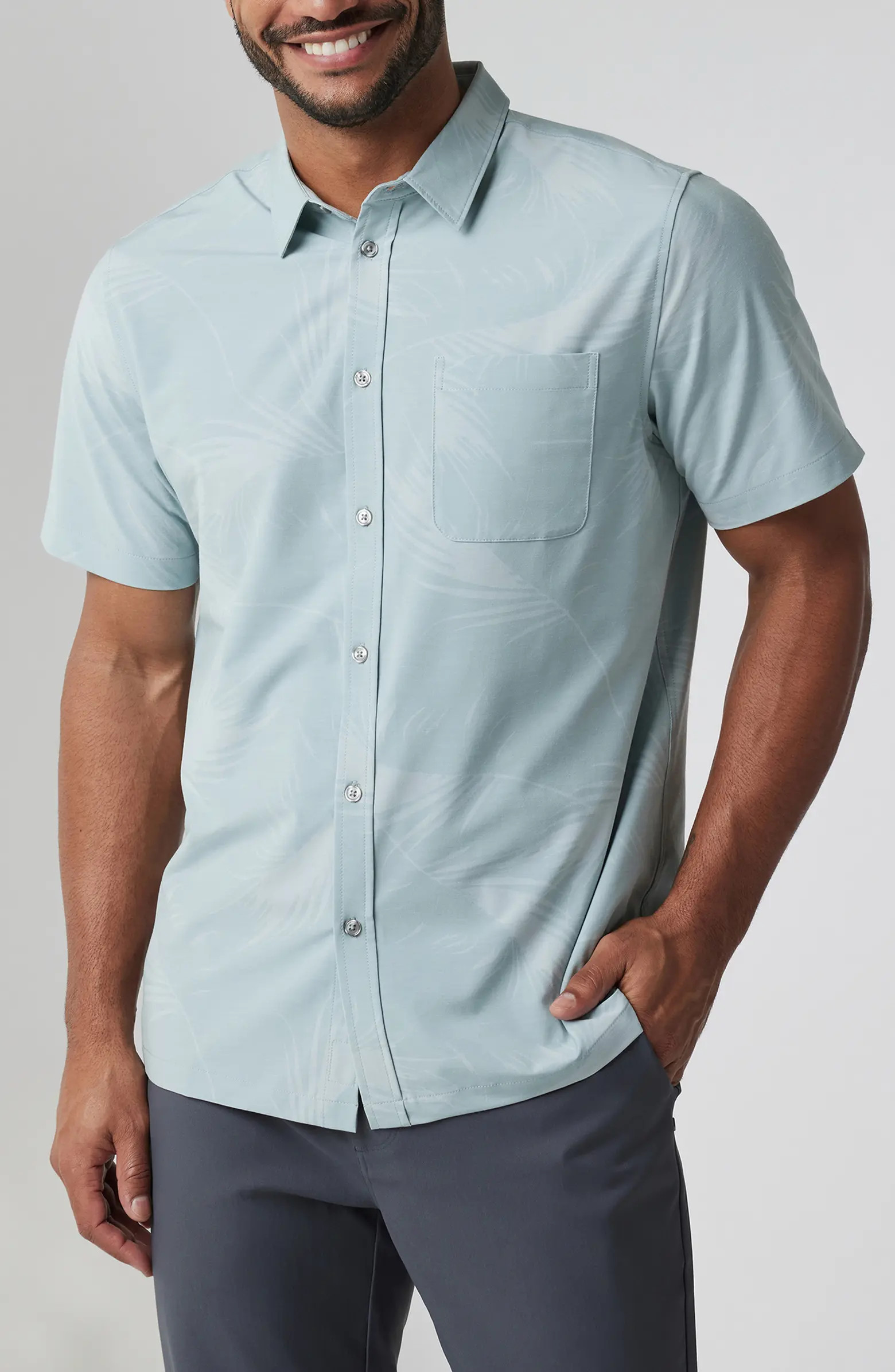 Vuori Short Sleeve Bridge Button-Up Shirt | Nordstrom | Nordstrom