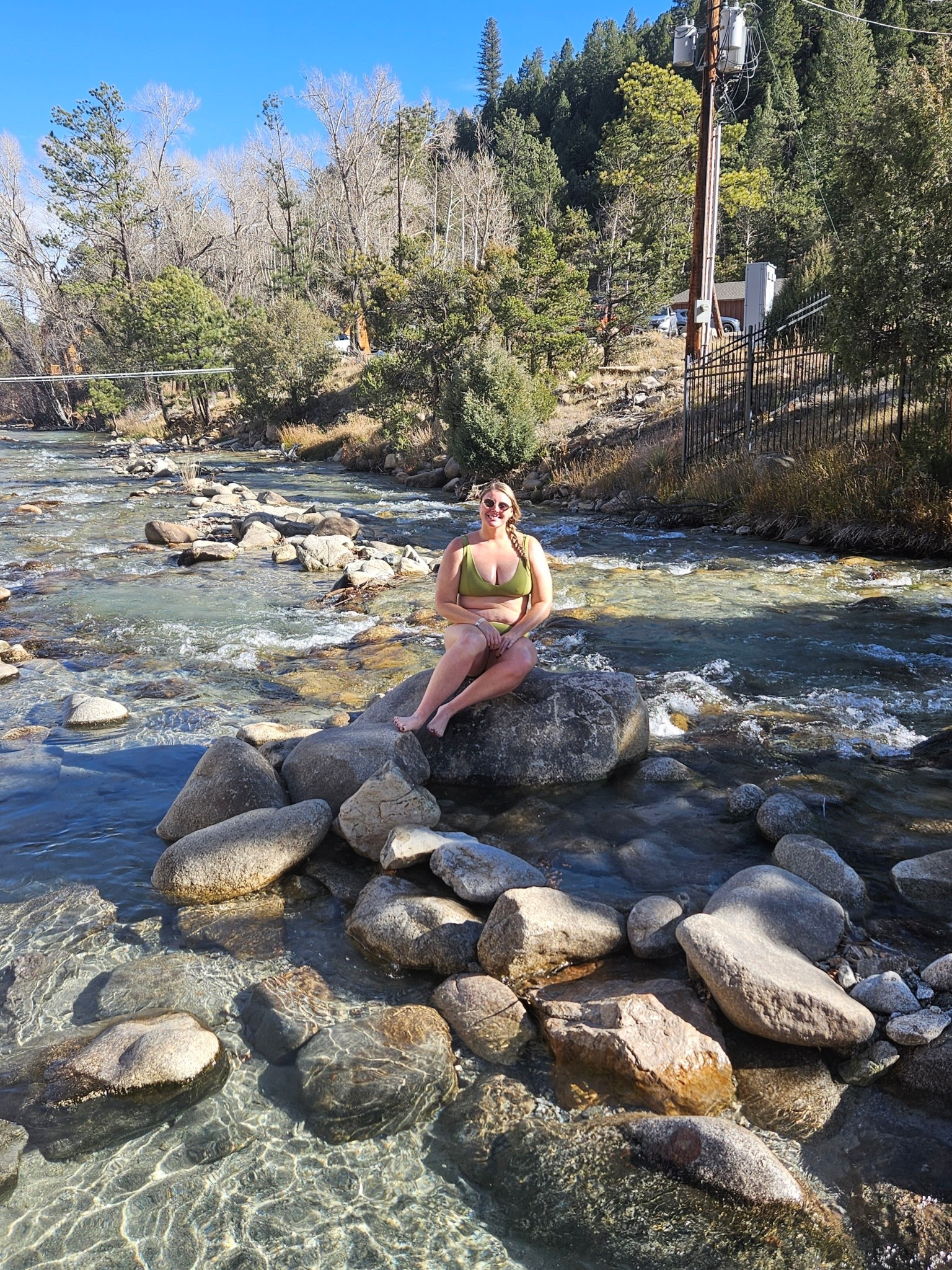 This suit is out of stock, so I linked another one from the same brand, that was similar. It only goes up to XL though 😭

Mid size, swimwear 

#LTKSwim #LTKMidsize