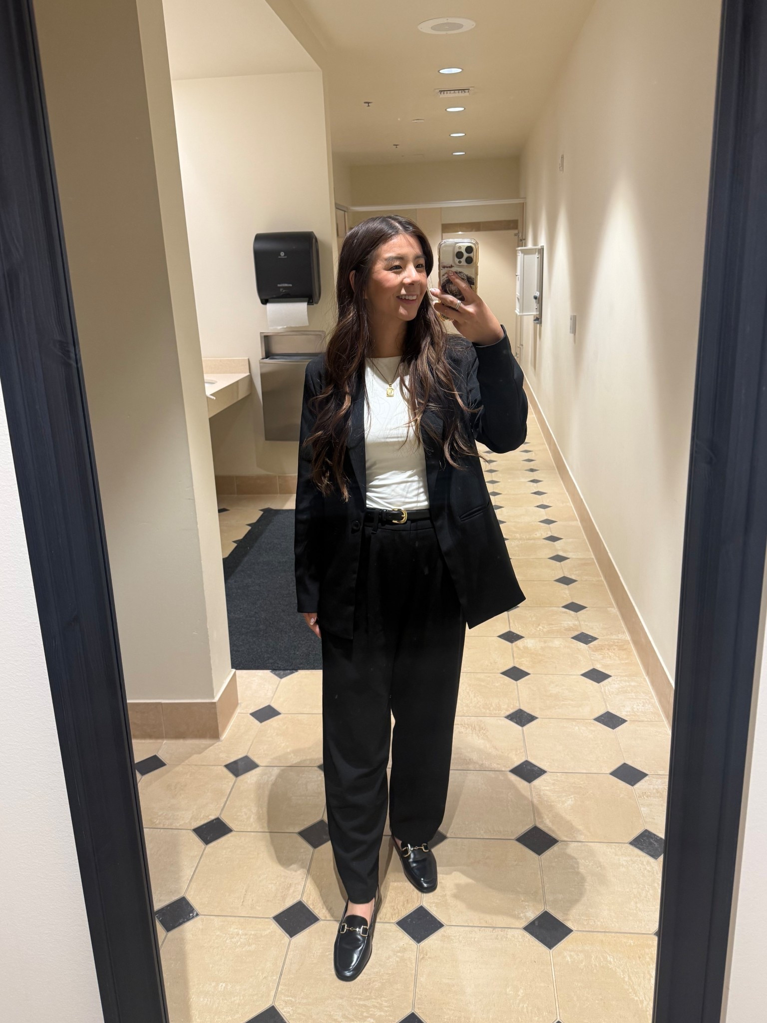 Wearing an XS in the blazer and a size 4 in the pants, and a size small in the tank top. I’m 5’3” and the regular length pants fit perfect

#LTKdayinmylife #LTKWorkwear #LTKPetite