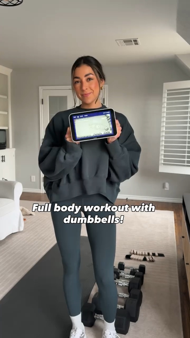 At home workouts don’t have to be ineffective!!! Who wants more of these?! 🏋🏽

#30minuteworkout #workoutsformom #athomeworkout #dumbellonlyworkout

#LTKfitnessgoals #LTKselfcare #LTKActive