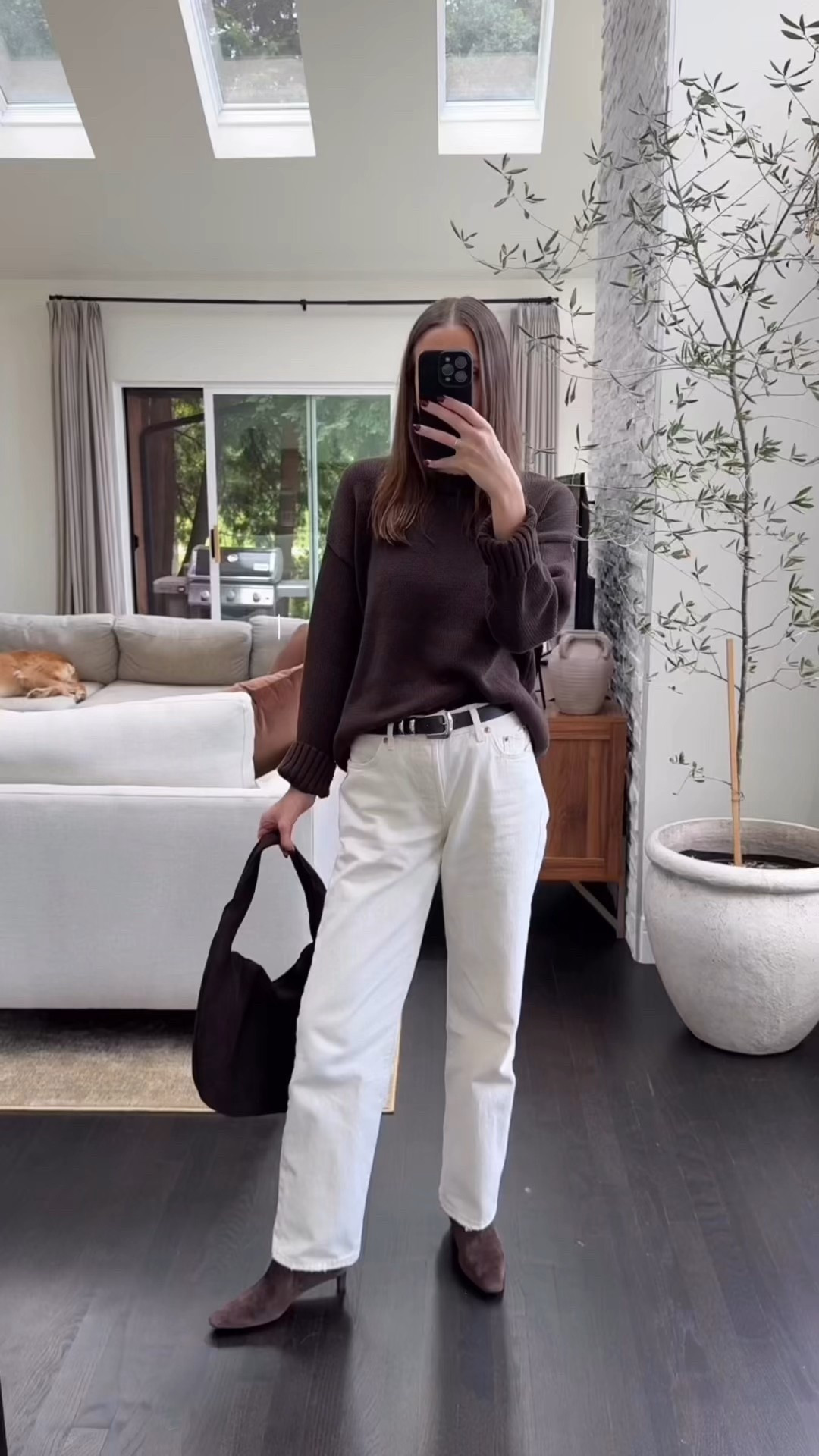 Loving my chocolate brown cotton sweater from the gap paid back to my Levi’s 501 90s! 

Suede accessories complement the look so nicely! Love my suede boots from Madewell. 

#LTKStyleTip #LTKNYFW #LTKxMadewell