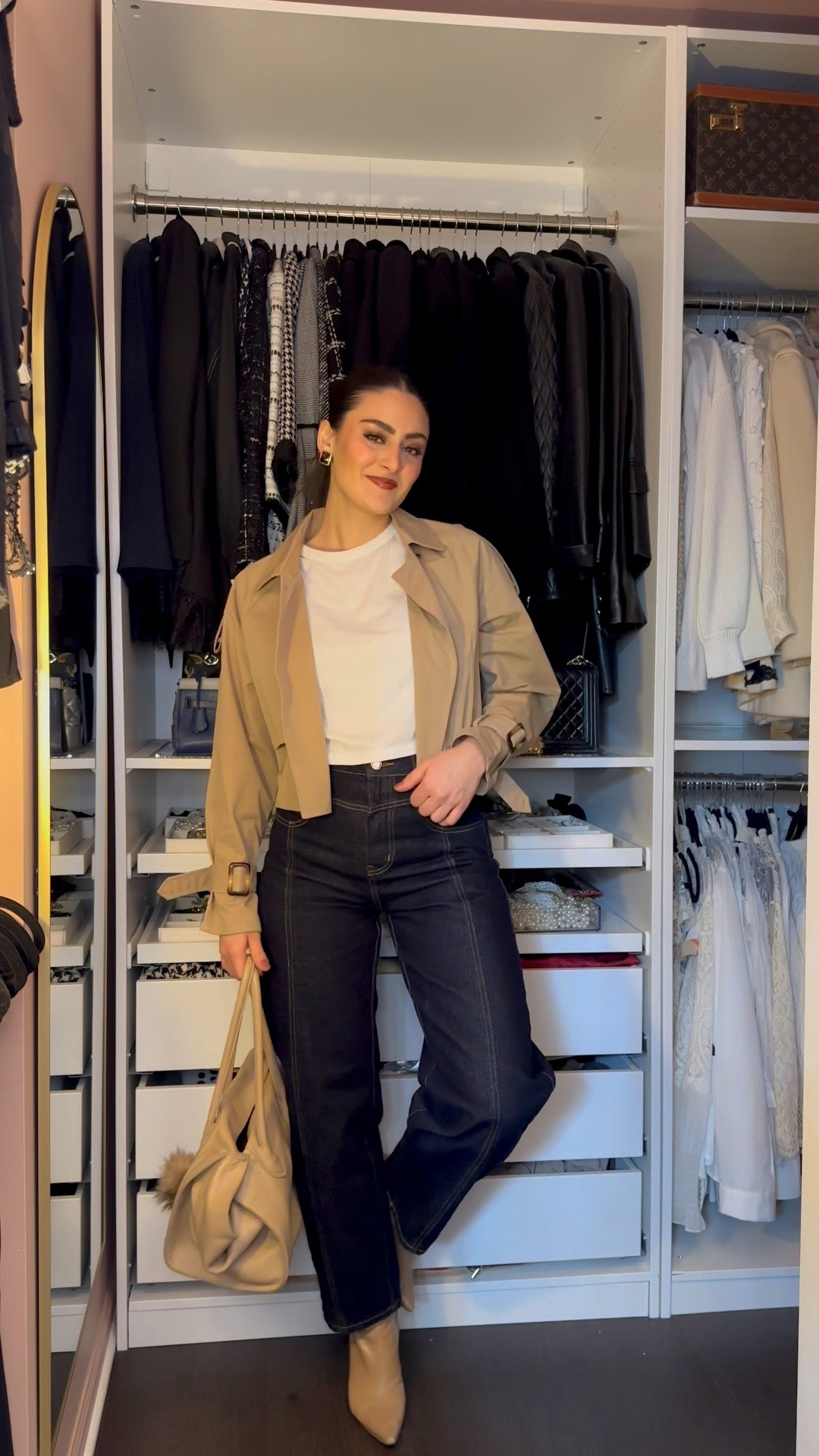 Commense discount code: savinavalentine_12

Tags 

Spring outfit ideas, sales balloon style high waisted, dark denim women’s Amazon  finds cropped white tea, khaki trenchcoat, cropped, oversized bag inspiration

#LTKSeasonal #LTKootd #LTKgrwm