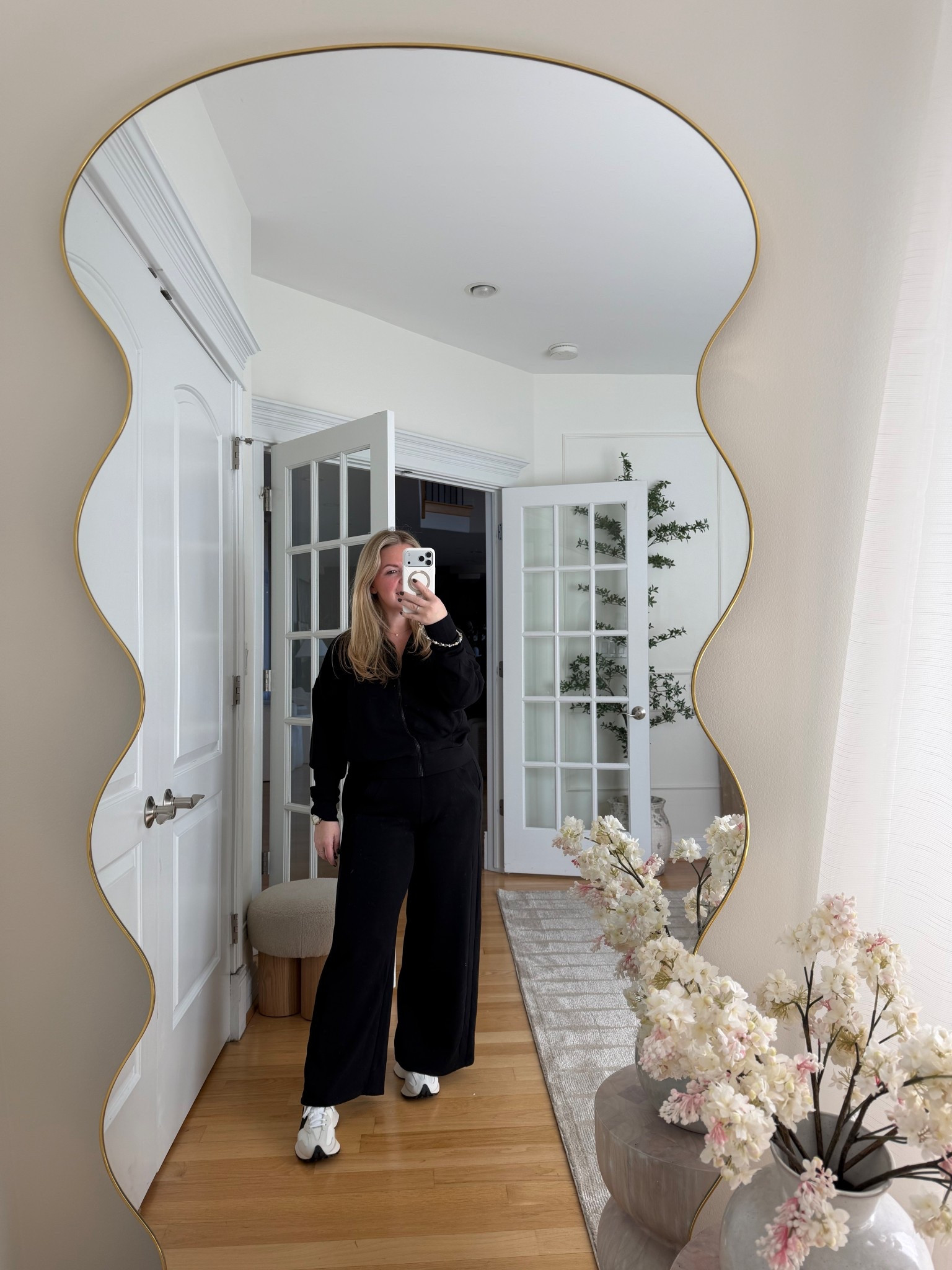 My most worn sneakers lately 🤍
They go with literally everything — leggings, denim, lounge sets.

Comfortable right out of the box (no break-in

#LTKTravel #LTKPetite #LTKootd