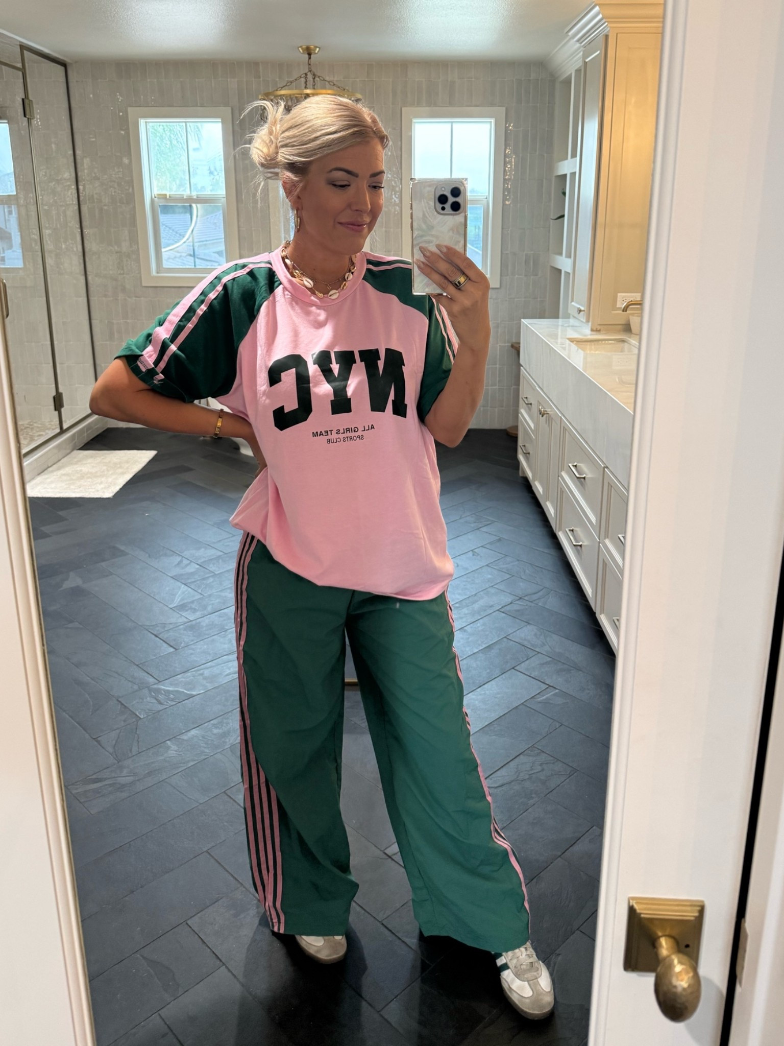 Sports mom look this weekend 💗💚

#LTKdayinmylife #LTKmomlife #LTKOver40