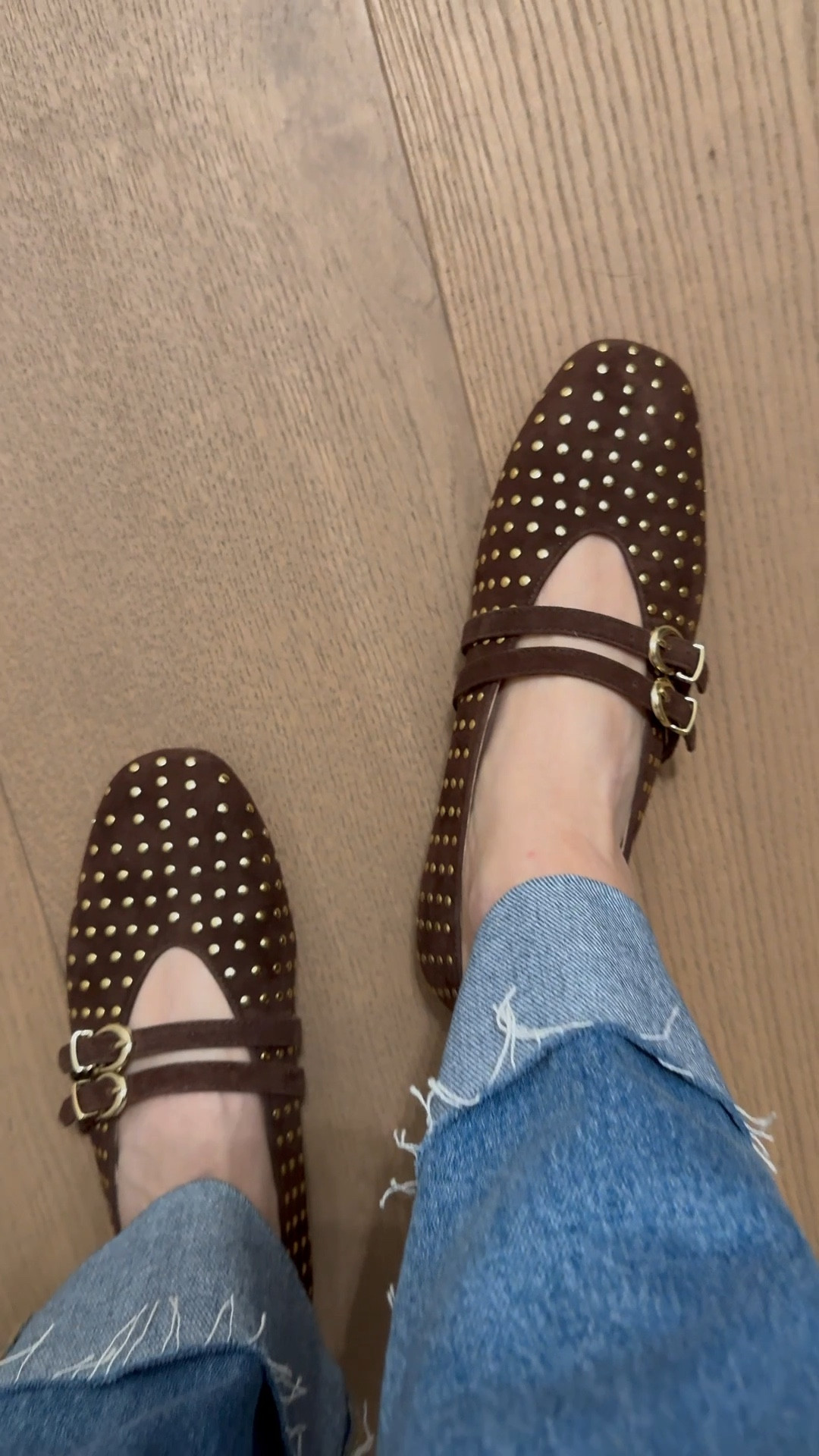 My favorite studded ballet flats! 

#LTKSeasonal #LTKdayinmylife #LTKootd