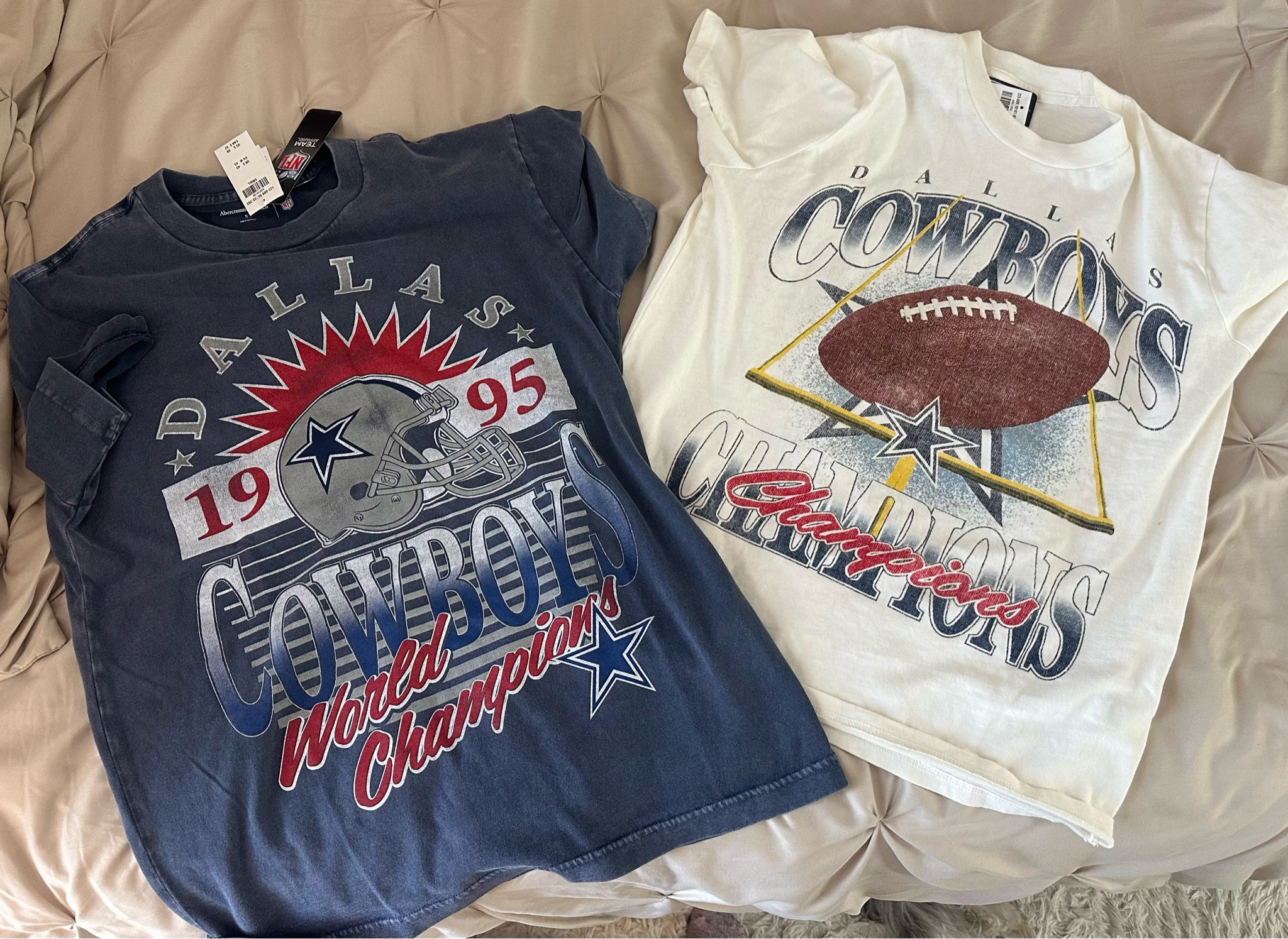Abercrombie vintage graphic tees

#LTKOver40 #LTKMidsize #LTKStyleTip