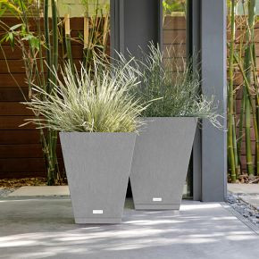 Veradek Nobleton Indoor/Outdoor Planter | West Elm (US)