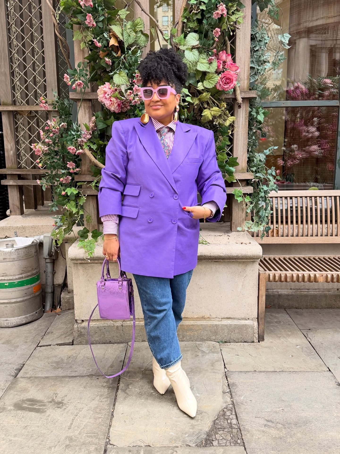 Spring style loading… 
Blazer season, blooming backdrops, and a little purple power. 💜🌸

✨Blazer @nakedwardrobe @nordstromrack 
✨Bag(old)
✨Booties(old)

#springstylefile #springfashıon #springfashioninspo #blackstylebloggers