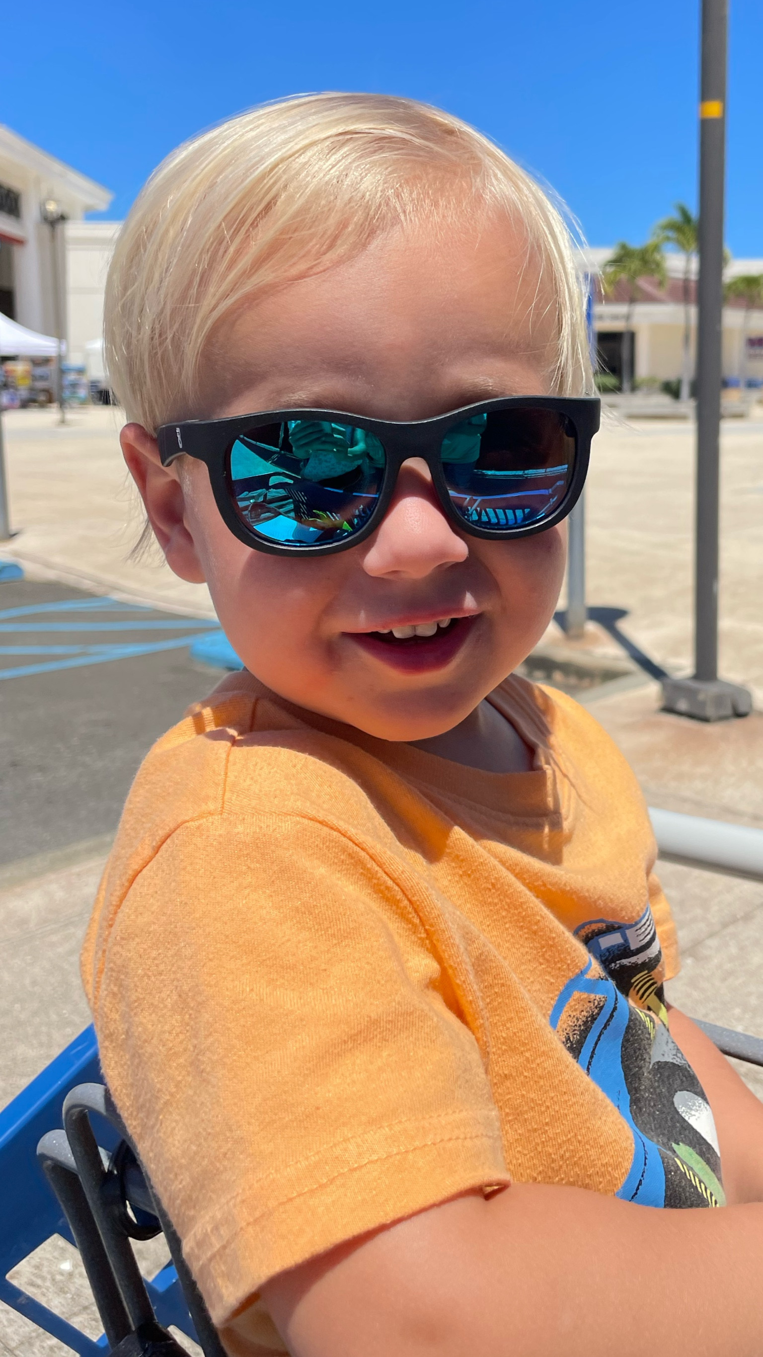 How adorable are these babiator sunglasses 🕶️ CODE: RAEFOST for 10% off!

#LTKStyleTip #LTKBaby #LTKKids