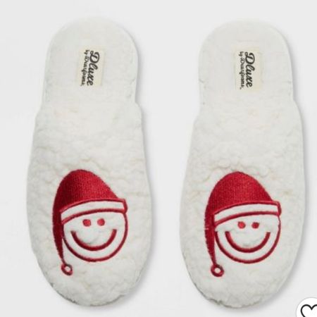 Christmas Smiley Face Slippers #target #slippers #smileyface #christmas

#LTKunder50 #LTKstyletip #LTKHoliday