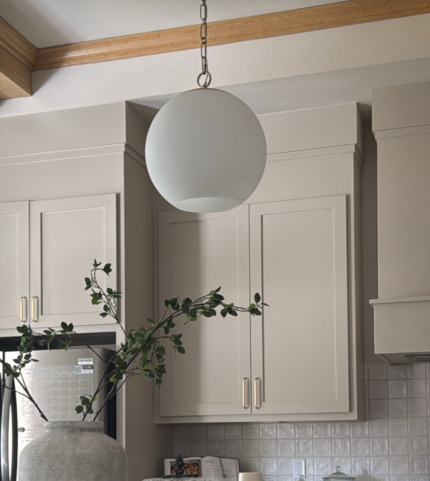 Simple, understated and soft. Love our island pendants 

#LTKHome