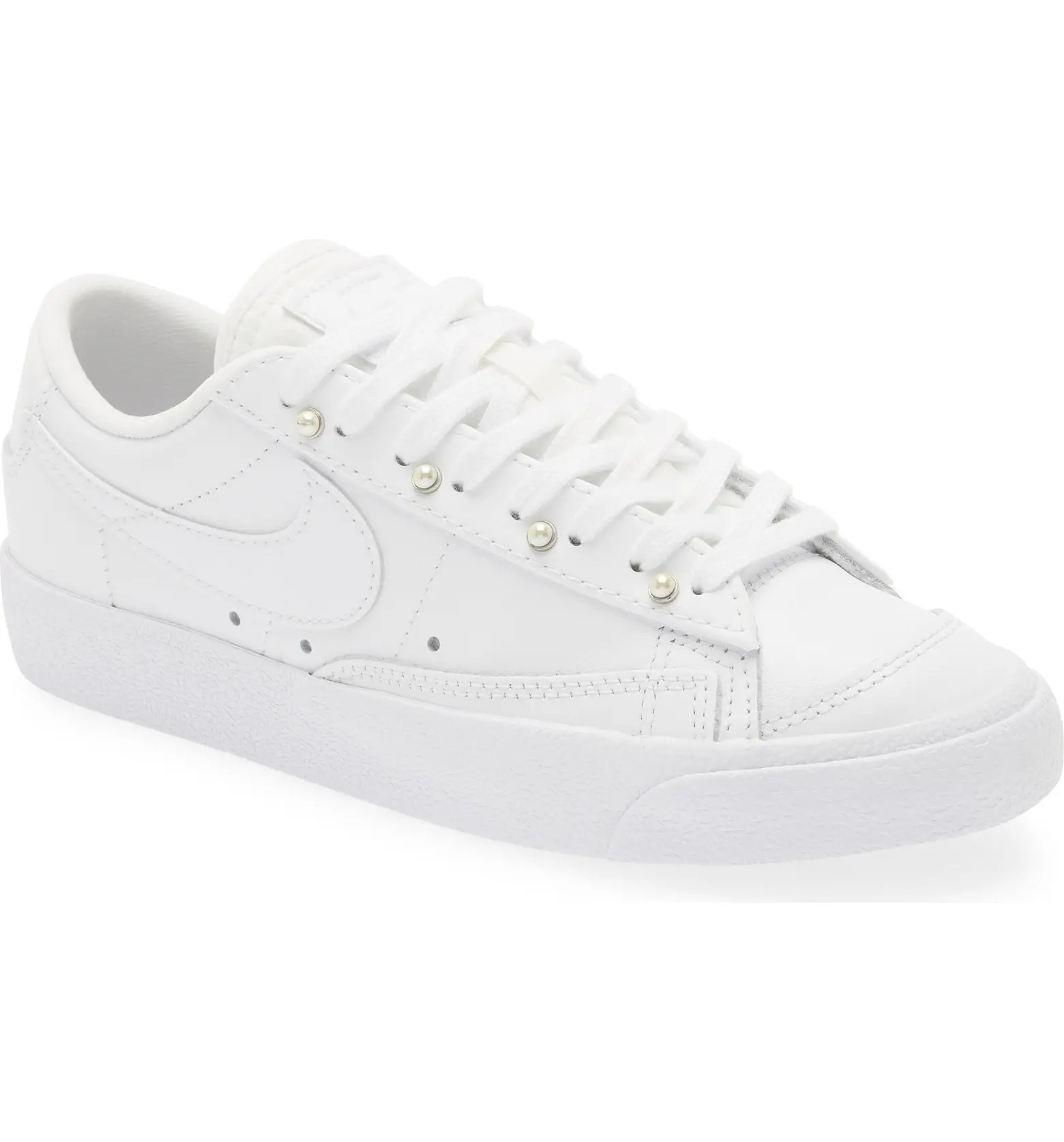 Nike Blazer Low '77 SE Sneaker | Nordstrom | Nordstrom