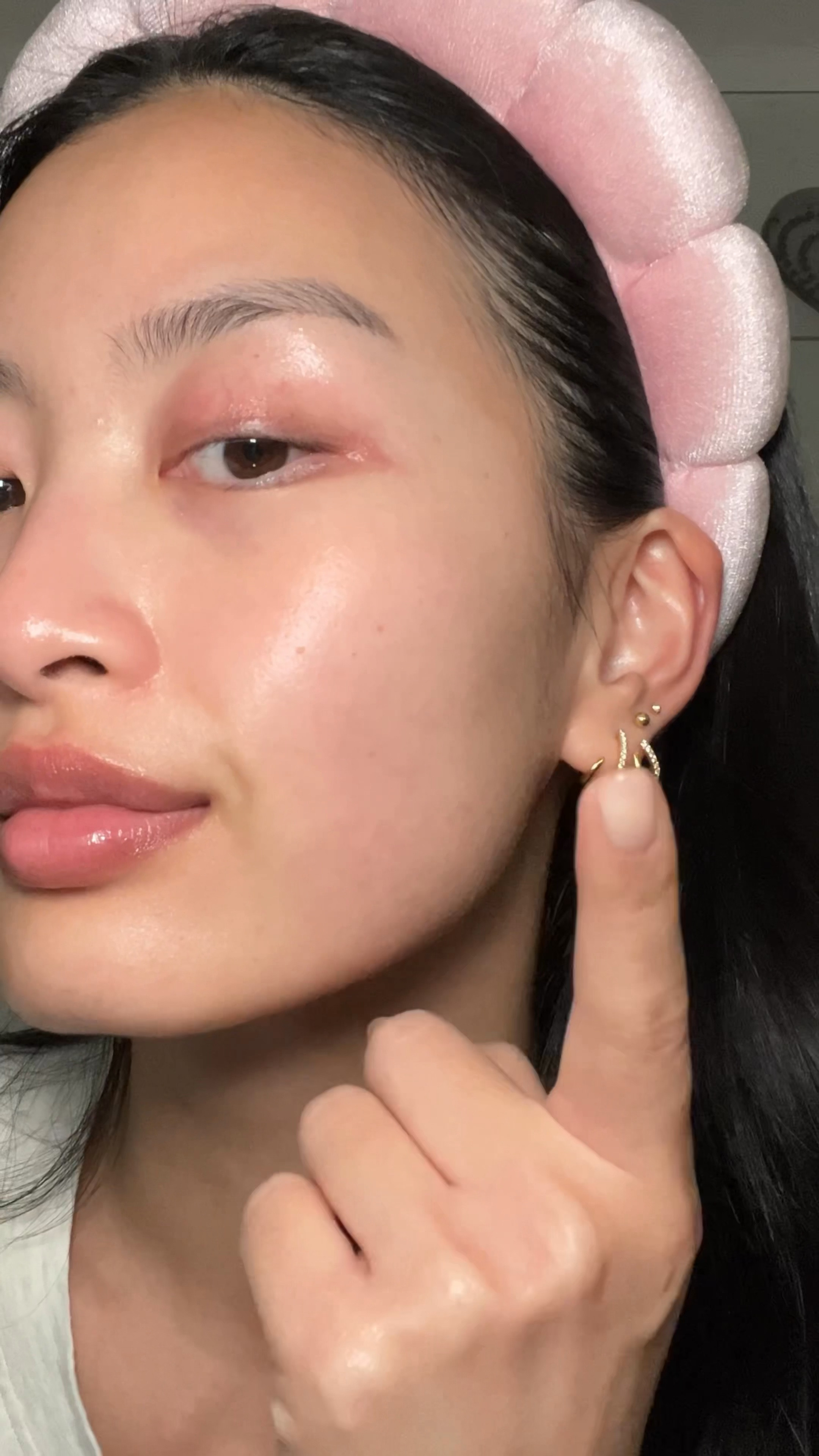 Korean skin caree

#LTKFindsUnder50 #LTKVideo #LTKBeauty