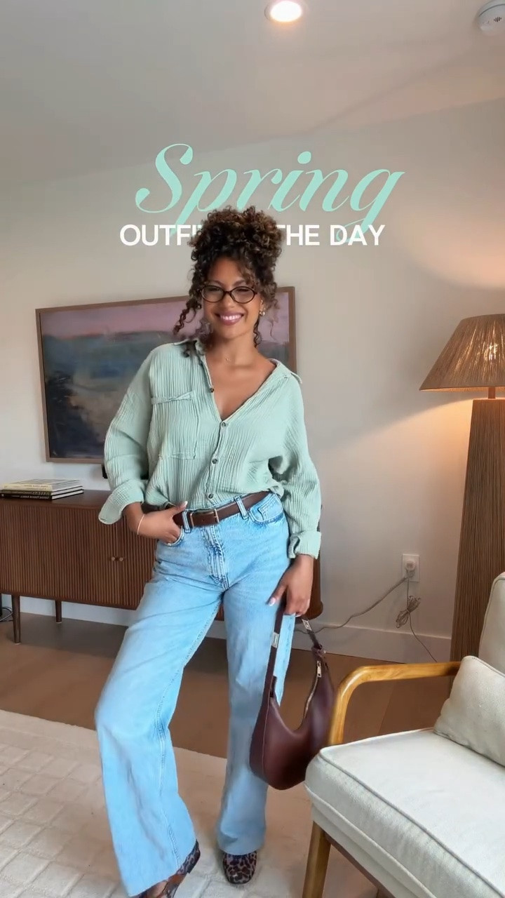 A lil cute & casual Spring fit check 🩵 lmk if you want any 🔗’s! 

#springootd #springfashion #styleinspo #casualoutfit #outfitideas