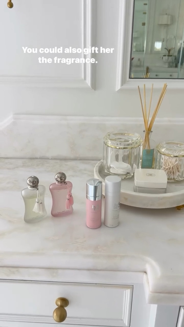 My favorite perfumes and scents of all time! These are wonderful gift ideas for Mother’s Day, and you can even go in on with your siblings to lessen the price point!

#LTKBeauty #LTKmomlife #LTKMothersDay
