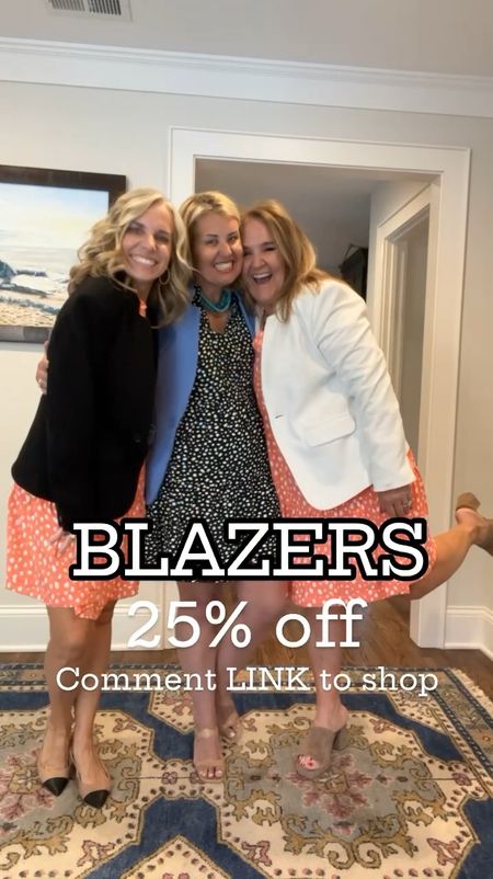 GIBSONLOOK blazer 25% off ONE DAY ONLY! 
Use code LISA10 on dresses 
Catharine and I are wearing XS dresses and small blazers,  and Nanette is wearing a large dress and XL blazer. The blazers run a little small in the arms so if you want to layer, go with your larger size. Perfect for work wear or casual! 