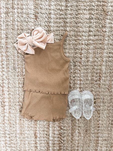 Toddler girl spring outfit, spring outfit, toddler girl spring break outfit, toddler girl summer outfit, baby girl spring outfit, baby girl spring break outfit, baby girl summer outfit 

#toddlergirlsummeroutfit #toddlergirlspringoutfit  
#babygirlspringoutfit
#babygirlsummeroutfit 
#babygirloutfit 

#LTKkids #LTKfamily #LTKbaby