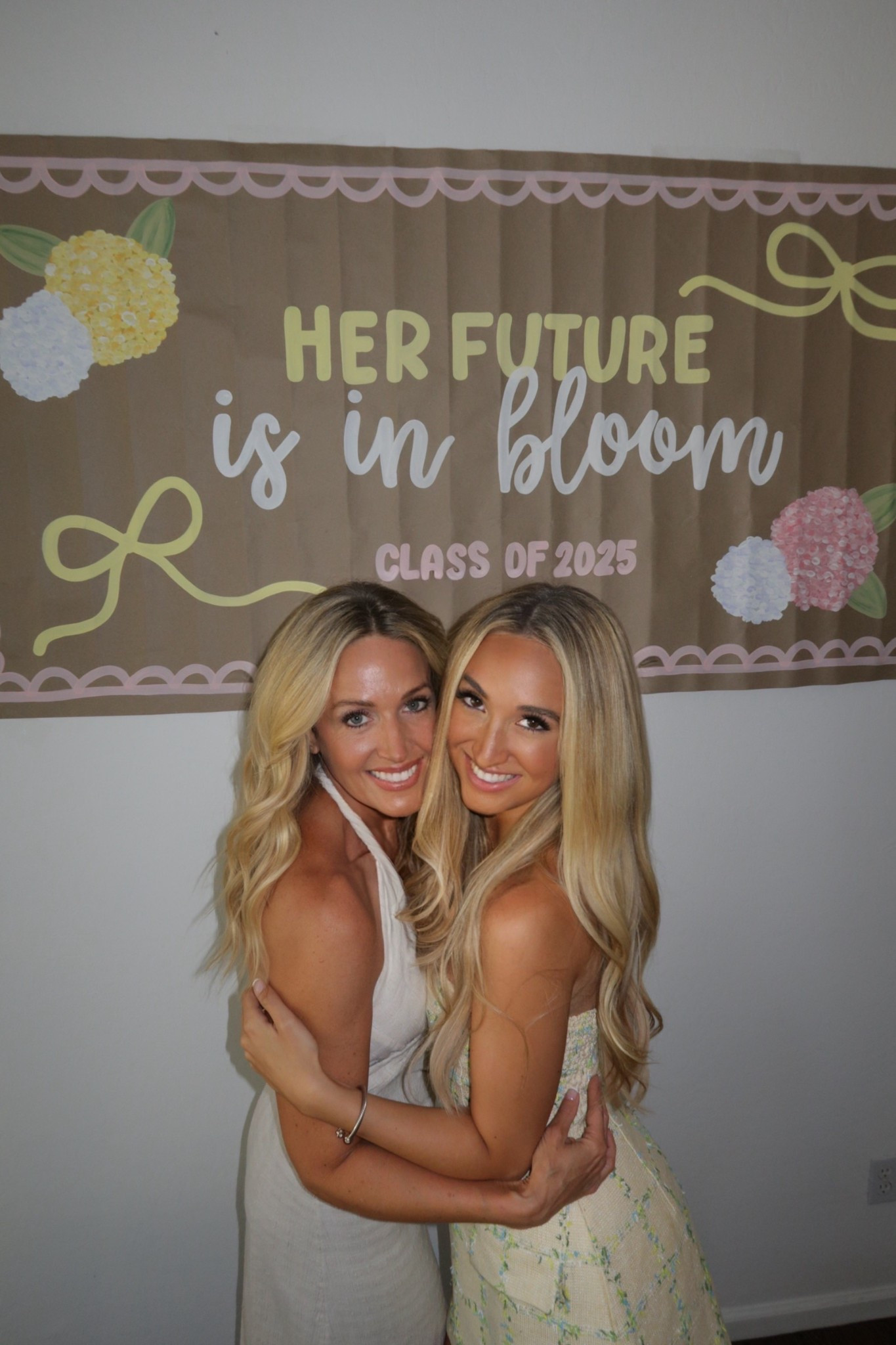 graduation “Her future is in bloom” party 🌸

#LTKSeasonal #LTKStyleTip #LTKU