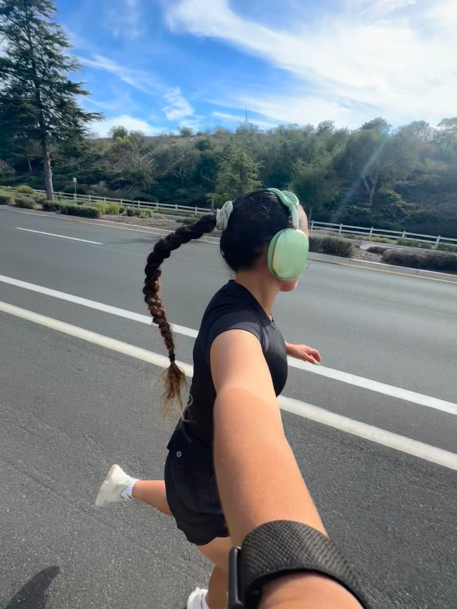 Half marathon training🤍🖤🏃🏽‍♀️

#LTKU #LTKFindsUnder100 #LTKActive