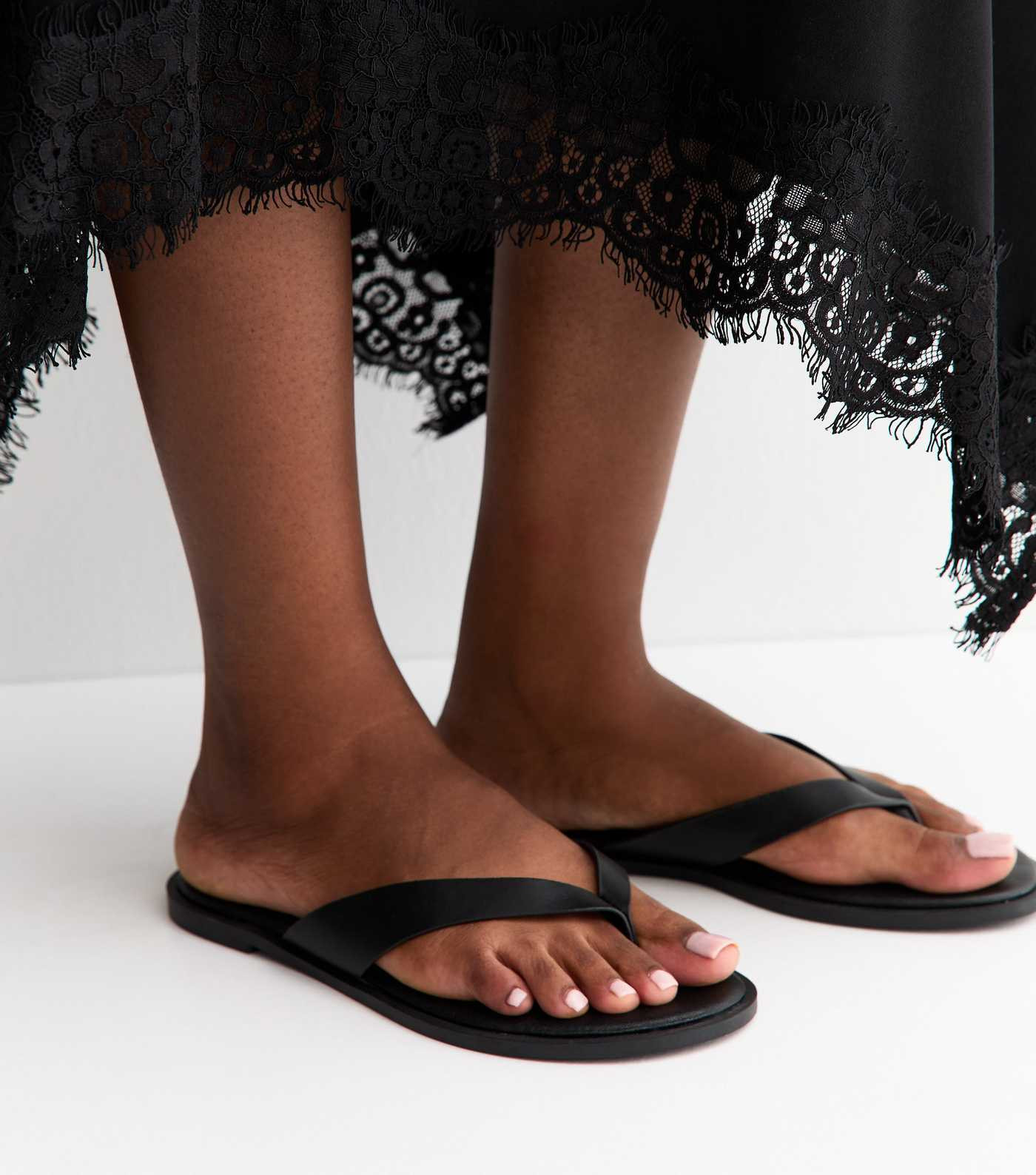 Black Faux Leather Toe Post Sandals | New Look | New Look (UK)