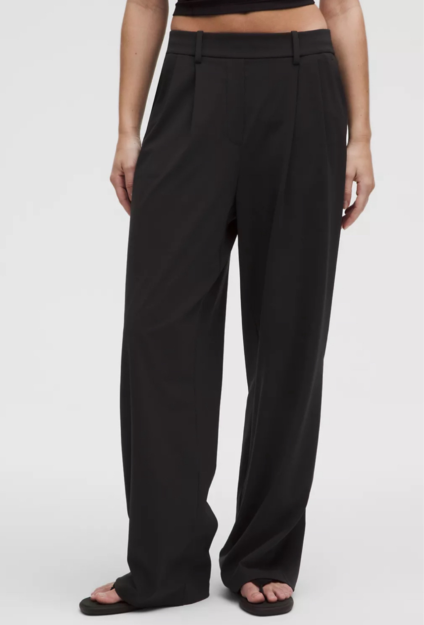 Super comfy new style from Lulu 

#LTKTravel #LTKWorkwear #LTKSaleAlert