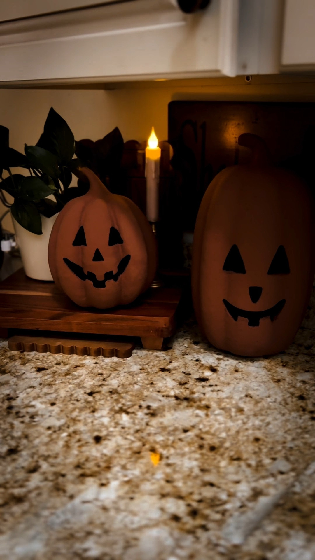The cutest pumpkins for CHEAP!!! 

#ltkhalloween
#halloweendecor #spookyseason 

#LTKHome #LTKSeasonal #LTKFindsUnder50