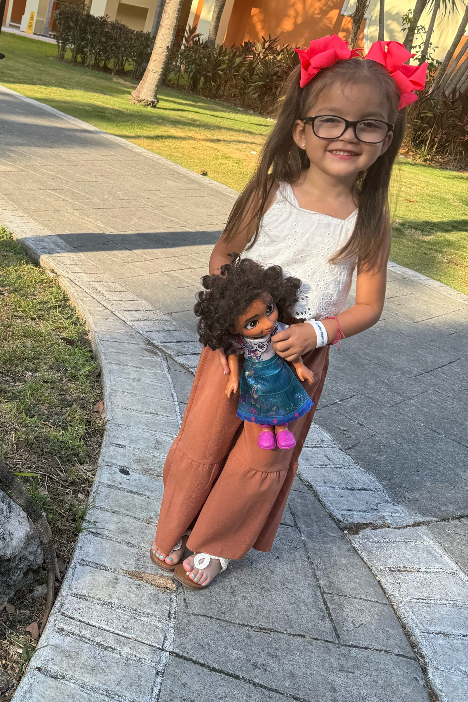 Super Cute SHEIN fit 🤩

#LTKStyleTip #LTKKids #LTKTravel