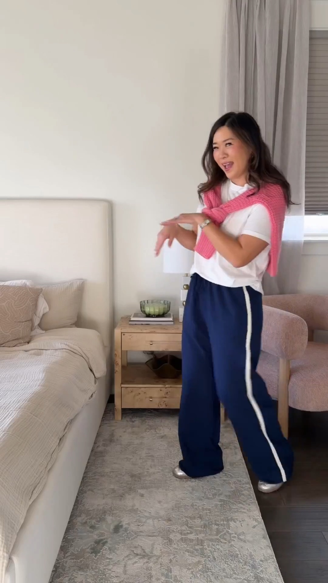 THE viral Target pants! They look and feel like Aritzia, but for way less!! 

I wear size 6/8 and am wearing a Medium Regular. These pants also come in Short and Long lengths. I could probably wear Short with some shoes but I kind of do like them a little longer!! 


White Tee: Medium
Pink Sweater: Medium

Look for less, effortless pant, target, women fashion, mom style, easy ootd, casual outfit, tcs, outfit inspo 


#LTKootd #LTKSeasonal #LTKmomlife