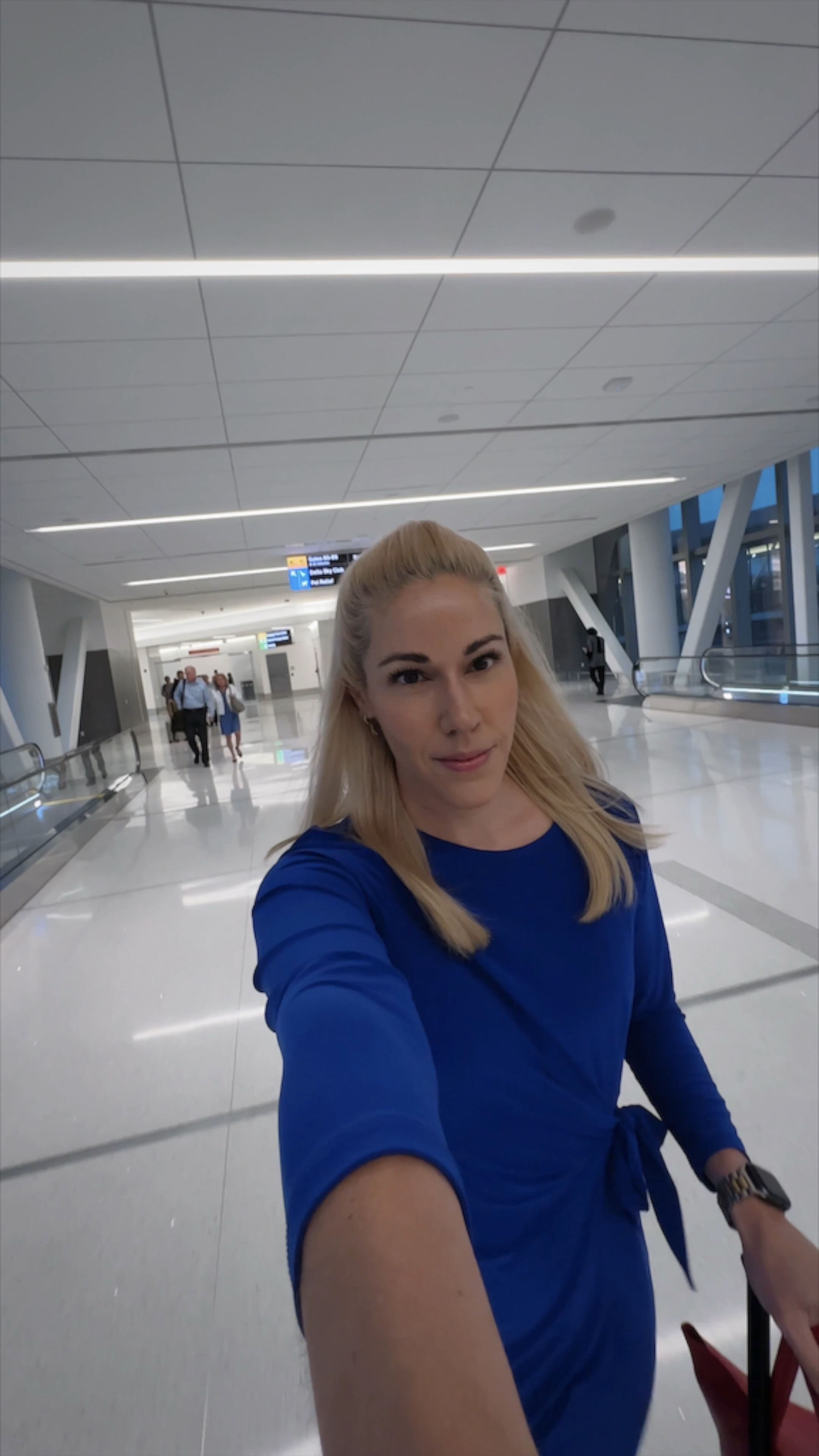 WORKWEAR THAT’S BIZ TRAVEL FRIENDLY

I can’t stop wearing this wrap dress! It washes easily and doesn’t wrinkle which has been life saving on business trips where I don’t have time to change post flight ahead of client meetings. I wear it at least once a week! 

#LTKstyletip #LTKworkwear #LTKfindsunder100