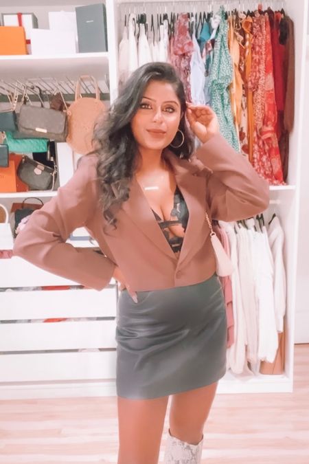 Episode 4 | Playing Dress up in Neutrals! How cute is this cropped blazer?🤎
.
.
Shop the look
1️⃣ link in bio
2️⃣ https://liketk.it/3QWy0
#fallneutrals 

#LTKfit #LTKstyletip #LTKunder50