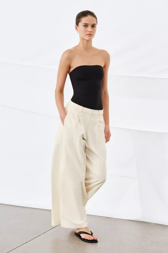 STRAPLESS BODYSUIT | Zara US