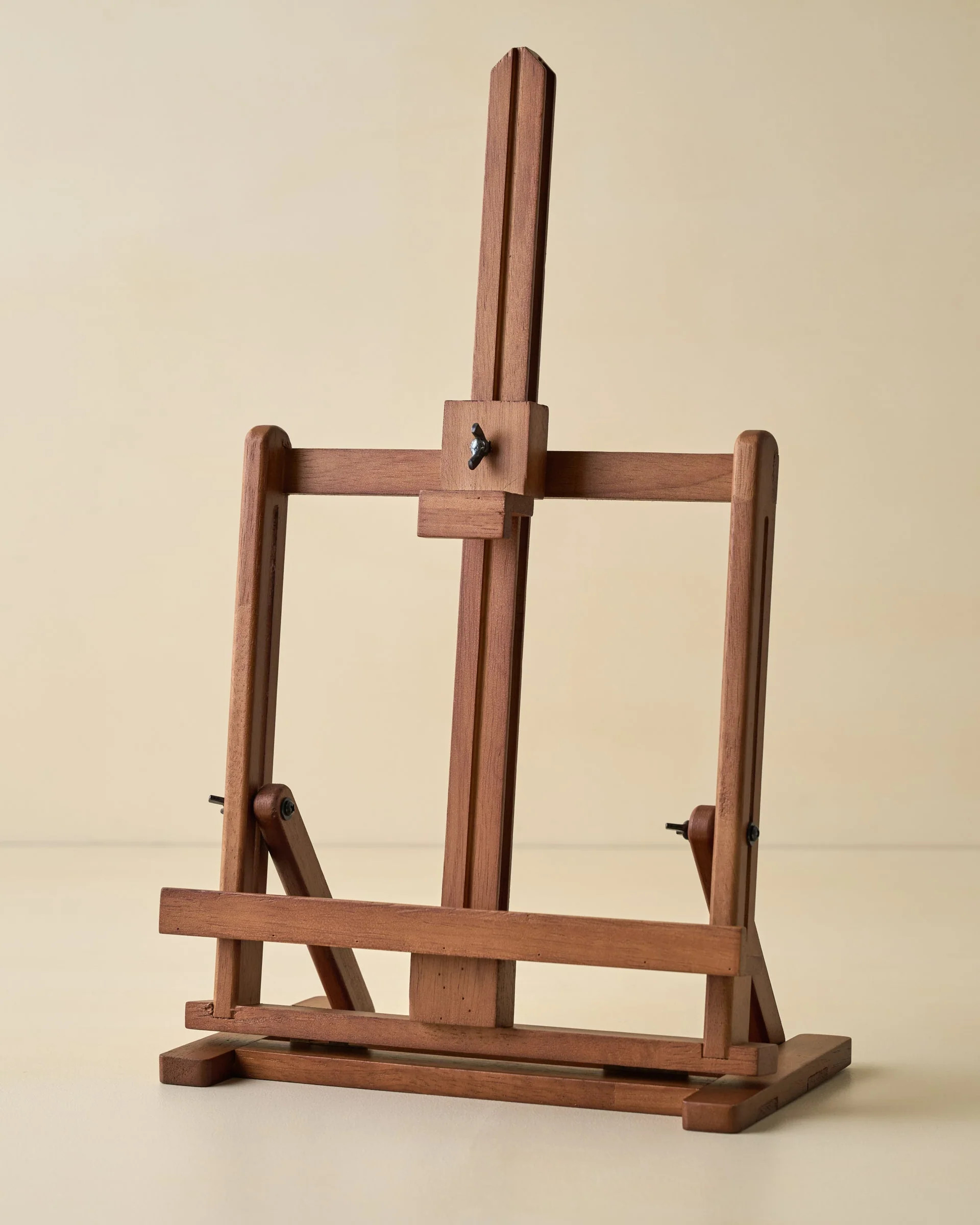 Antique Inspired Wooden Display Easel | Magnolia