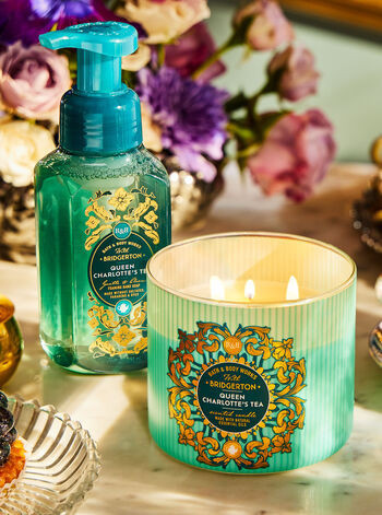 Queen Charlotte's Tea


3-Wick Candle | Bath & Body Works