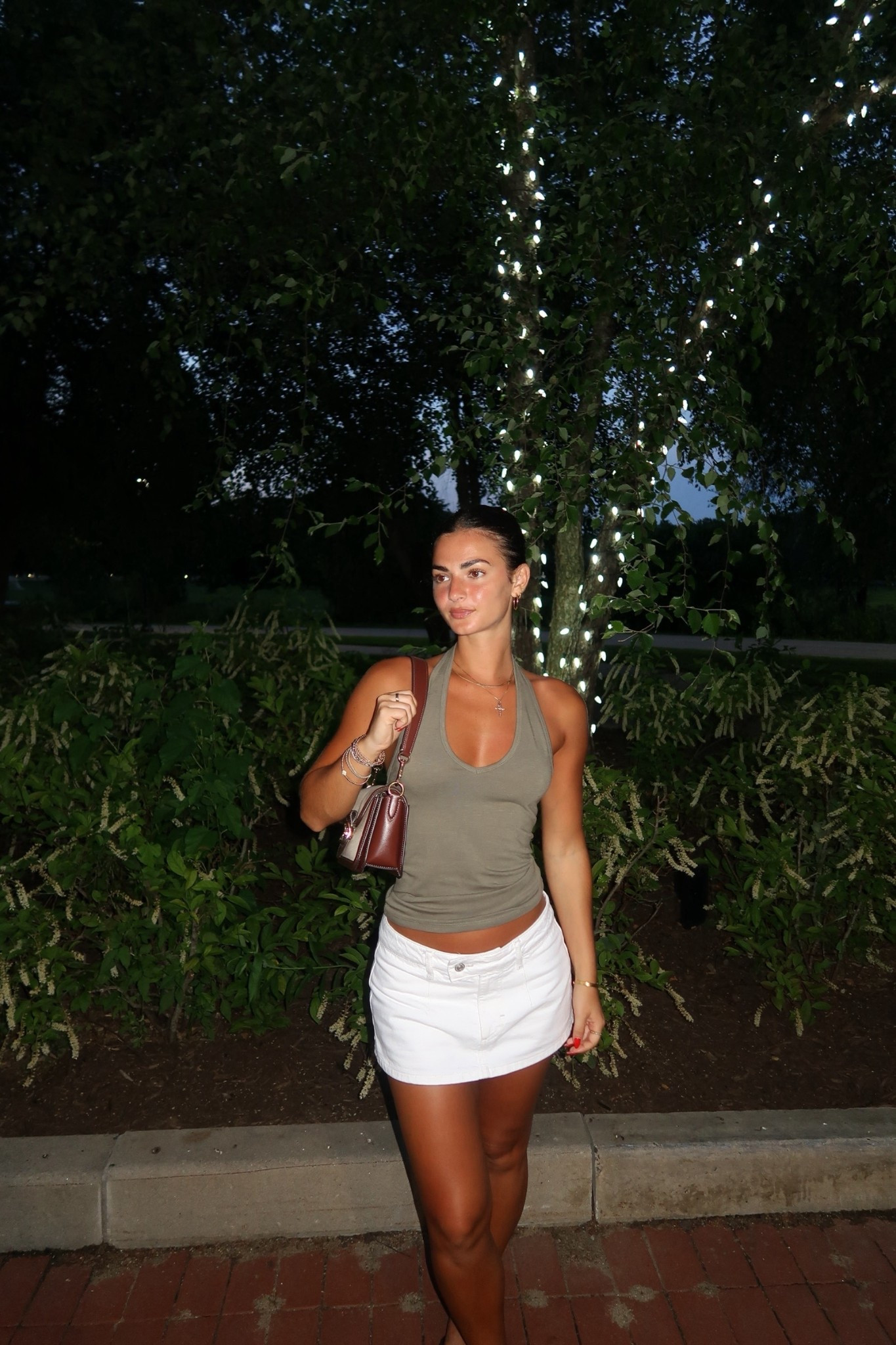 Easy cute summer fit! Top is under $15 🤯

#LTKFindsUnder50 #LTKSeasonal #LTKSummerEdit