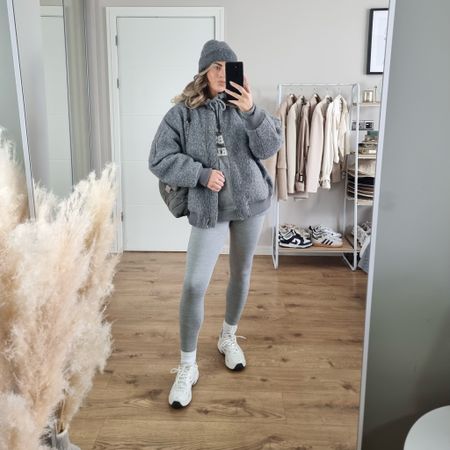 Perfect Sunday Outfit styling the £37.99 trainers!

Leggings Size small
Hoodie size medium
Bomber jacket size medium
Trainers true to size
Socks/hat from Primark linked similar
Bag an old Zara

#LTKfindsunder100 #LTKshoecrush #LTKstyletip