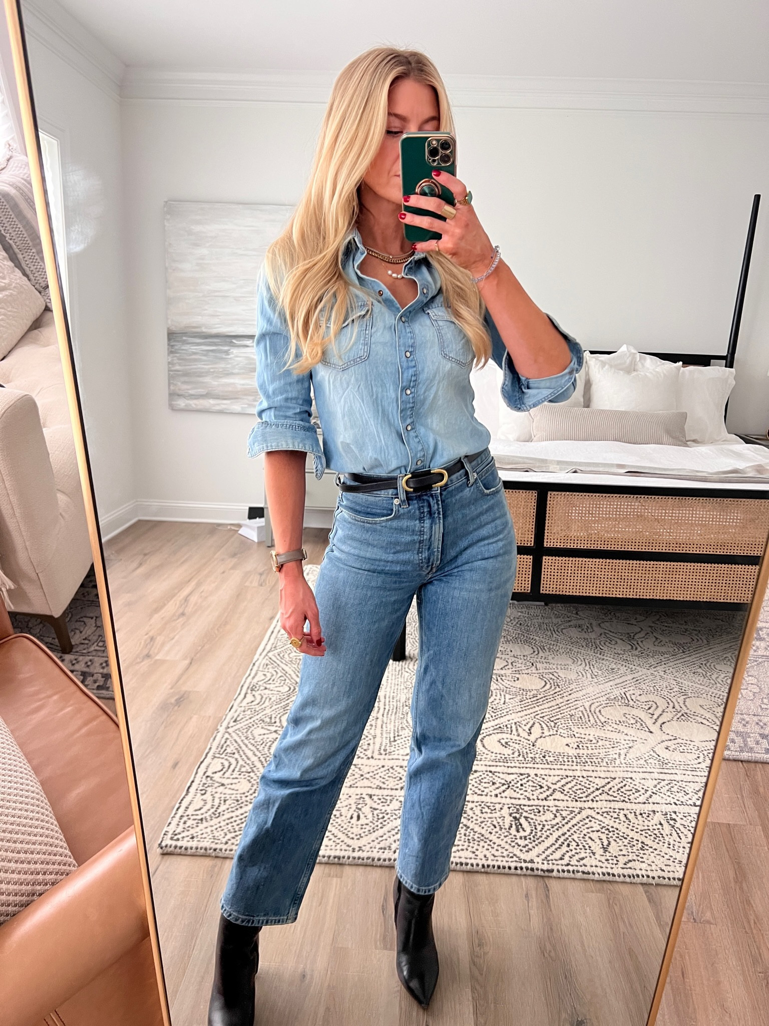 Chambray top, straight leg denim, pointed toe booties 

#LTKstyletip #LTKshoecrush