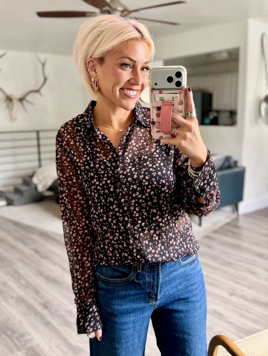 How pretty is this top!? Size: Small 

 #LTKootd #LTKSaleAlert #LTKWorkwear