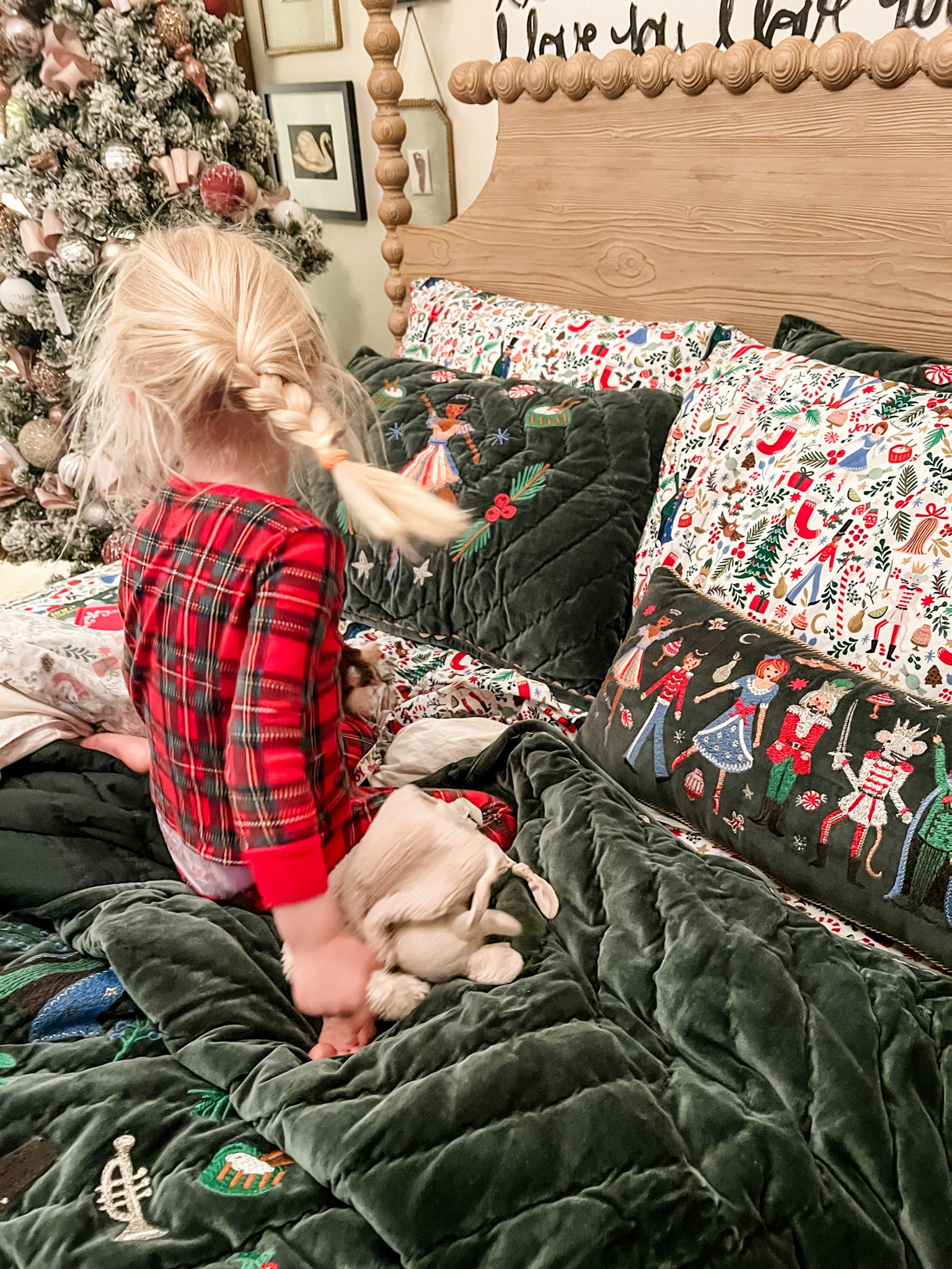 🎄 the sweetest holiday bedding for the sweetest little girl. Do you deck out your kids bedrooms? This pottery barn kids holiday collection is too cute! ✨ 

#LTKHome #LTKHoliday #LTKKids